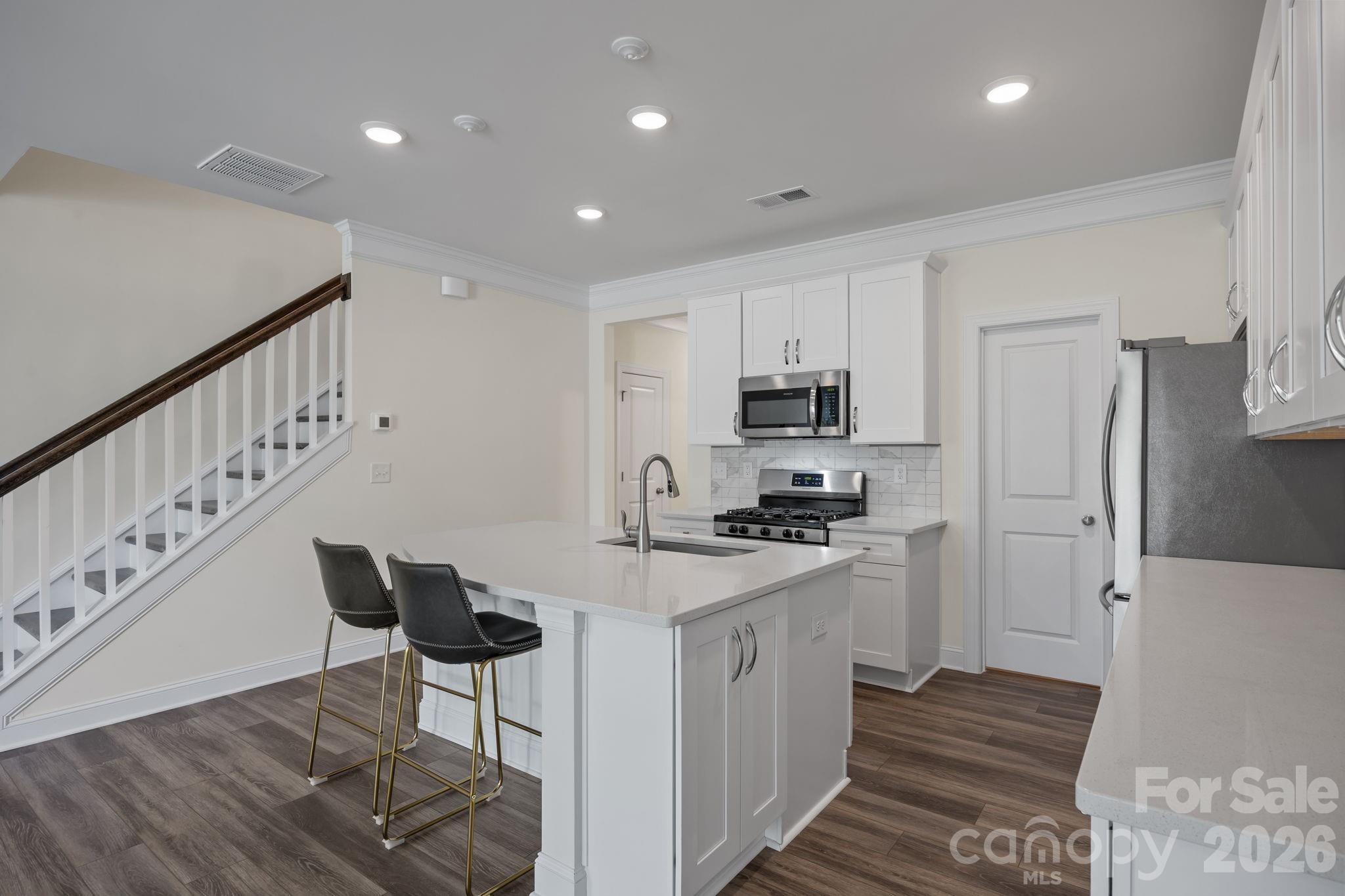 Harrisburg Village - Residential