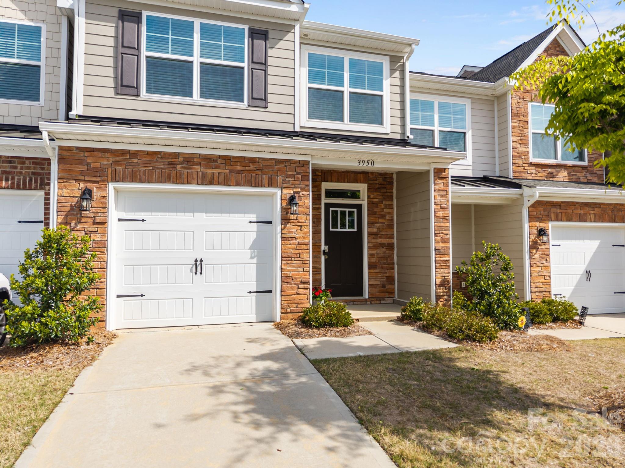 Harrisburg Village - Residential