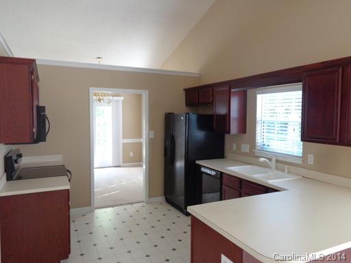 Wiltshire Manor - Residential Lease