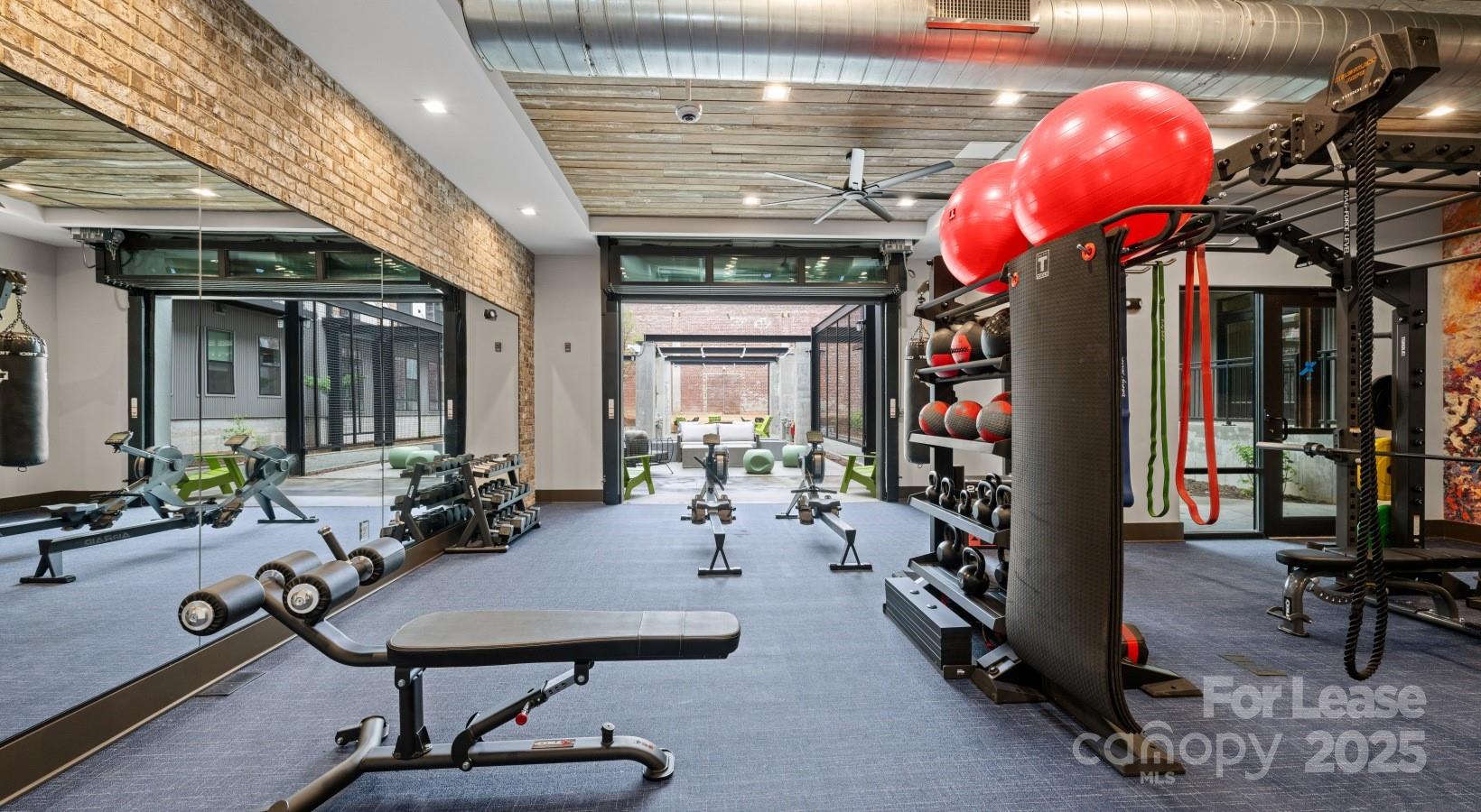 Charlotte, North Carolina 28206, United States, 1 Bedroom Bedrooms, ,1 BathroomBathrooms,Residential,Active,48411