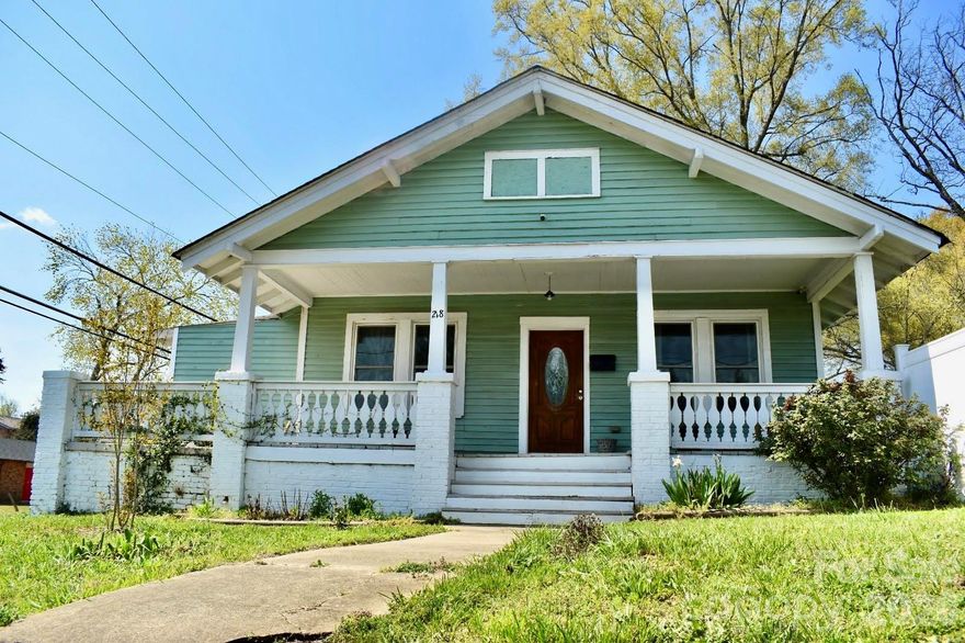 HISTORIC HOUSE LOCATED ON A CORNER OF W GRAHAM ST AND MCBRAYER ST

RECENTLY, THE SELLER COULD CHANGE THE ZONING TO (GB) GENERAL BUSINESS.

EXCELLENT CONDITION TO MAKE A GOOD PLACE OF BUSINESS.

3 BEDS / 2 BATHROOMS. CLOSE TO THE ACTIVITIES OF THE CENTER.

HARDWOOD FLOORS. HIGH CEILINGS, FRESH PAINT. THE BACKYARD IS COMPLETELY FENCED. GREAT SPACE TO PARK MANY CARS.

BEHIND THE SHELBY TRAIL AREA, BOARDWALK AND CHILDRENS WATER PARK.

THE HOME IS INCLUDED IN THE HISTORICAL CONSERVATION SOCIETY OF NORTH CAROLINA.