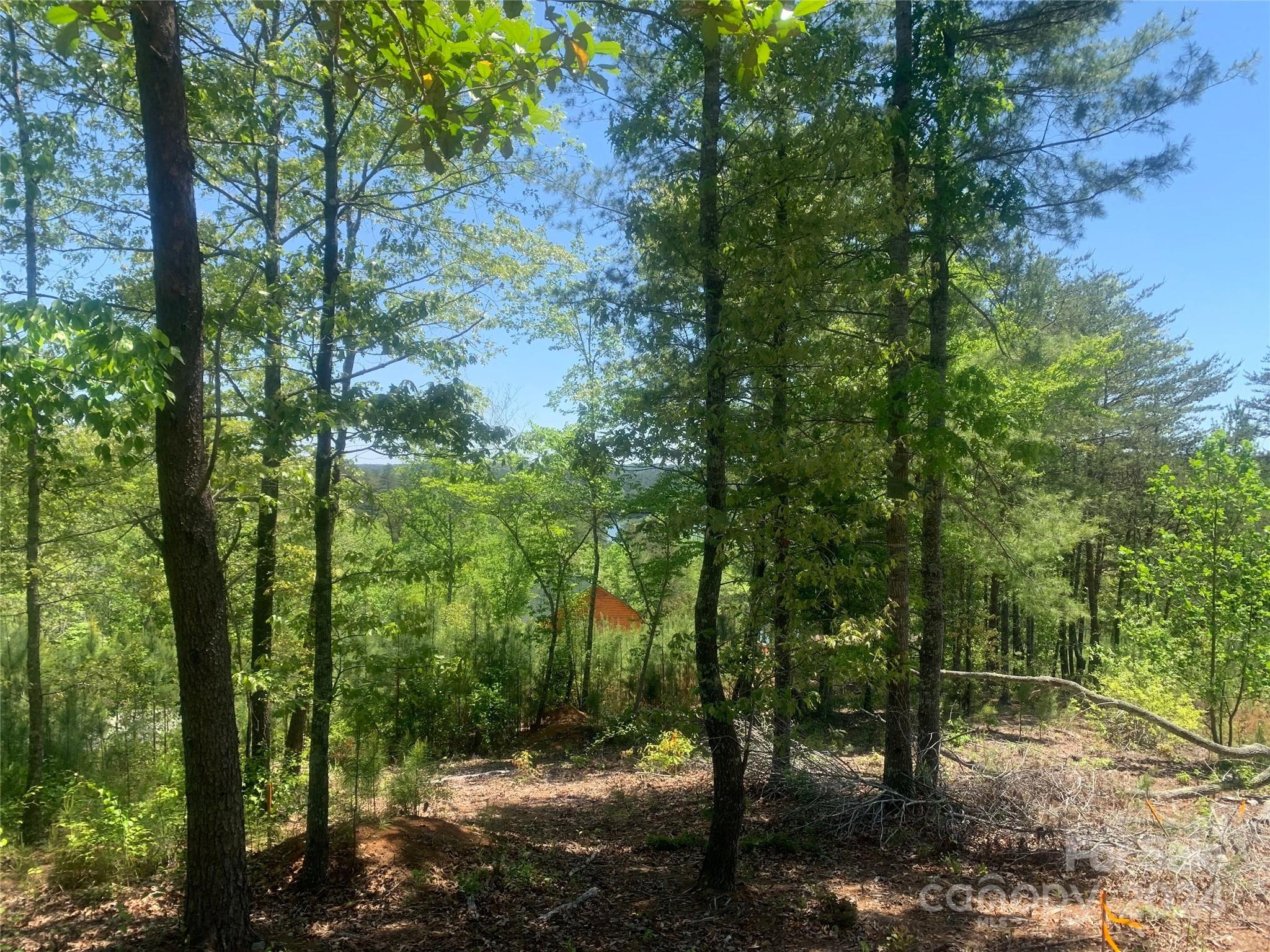 The Waterfront Club - Land