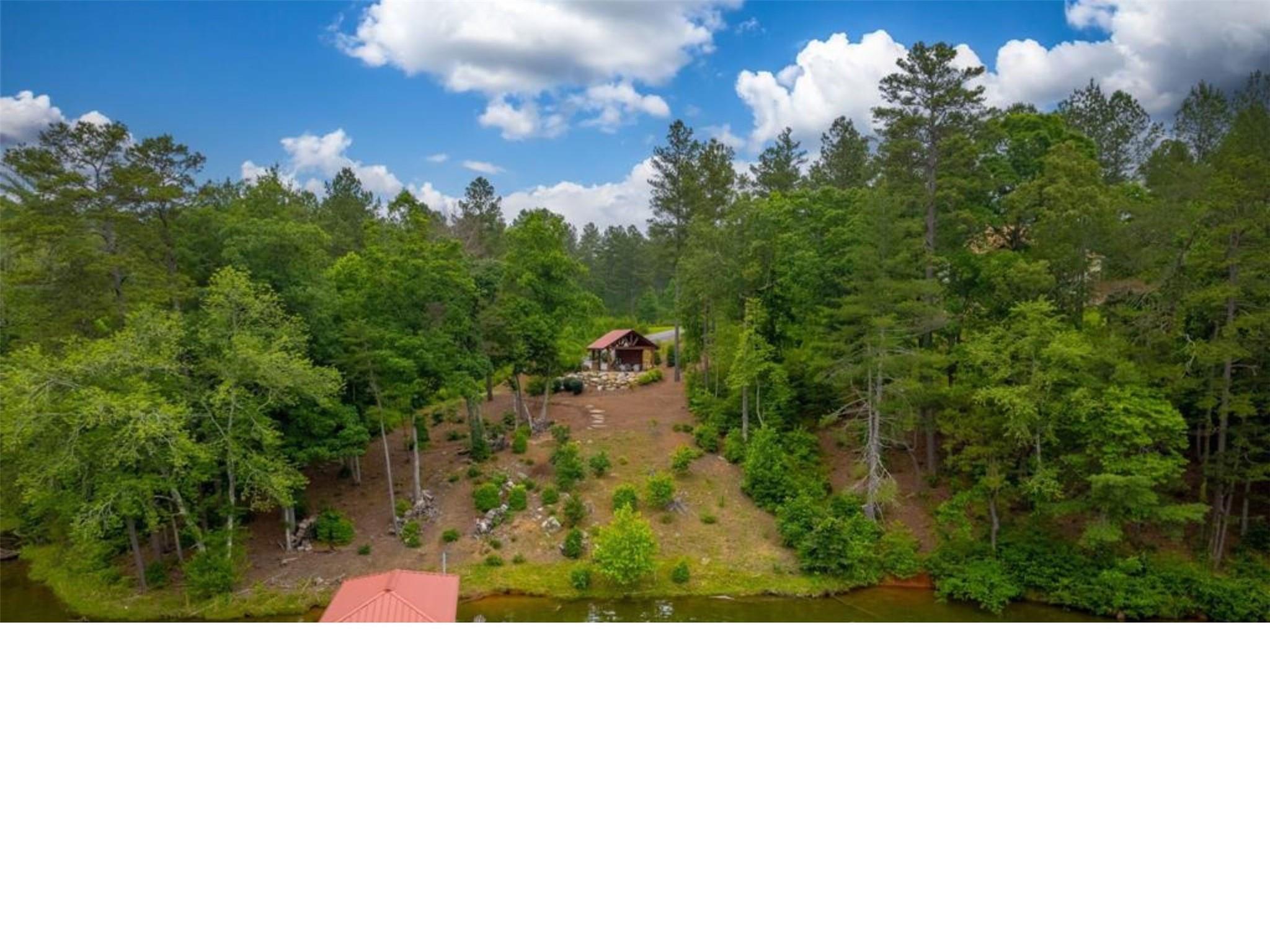 The Waterfront Club - Land