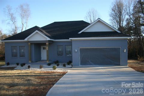 Photo of 134 Whitney Lane, Statesville, NC 28625 (MLS # 4338109)