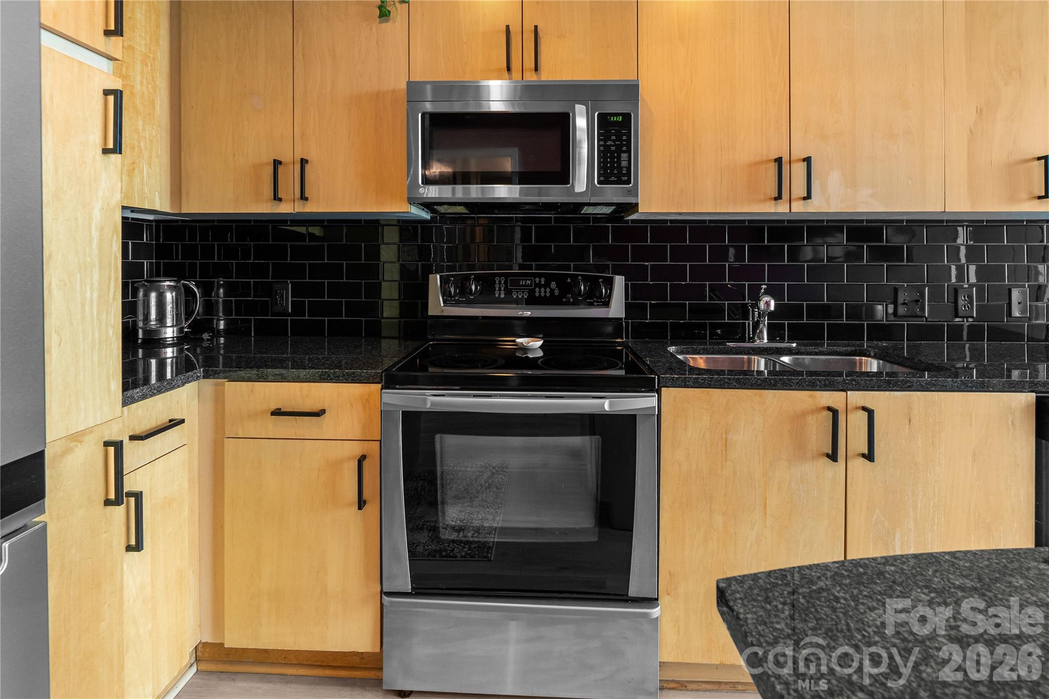 Avenue Condominiums - Residential