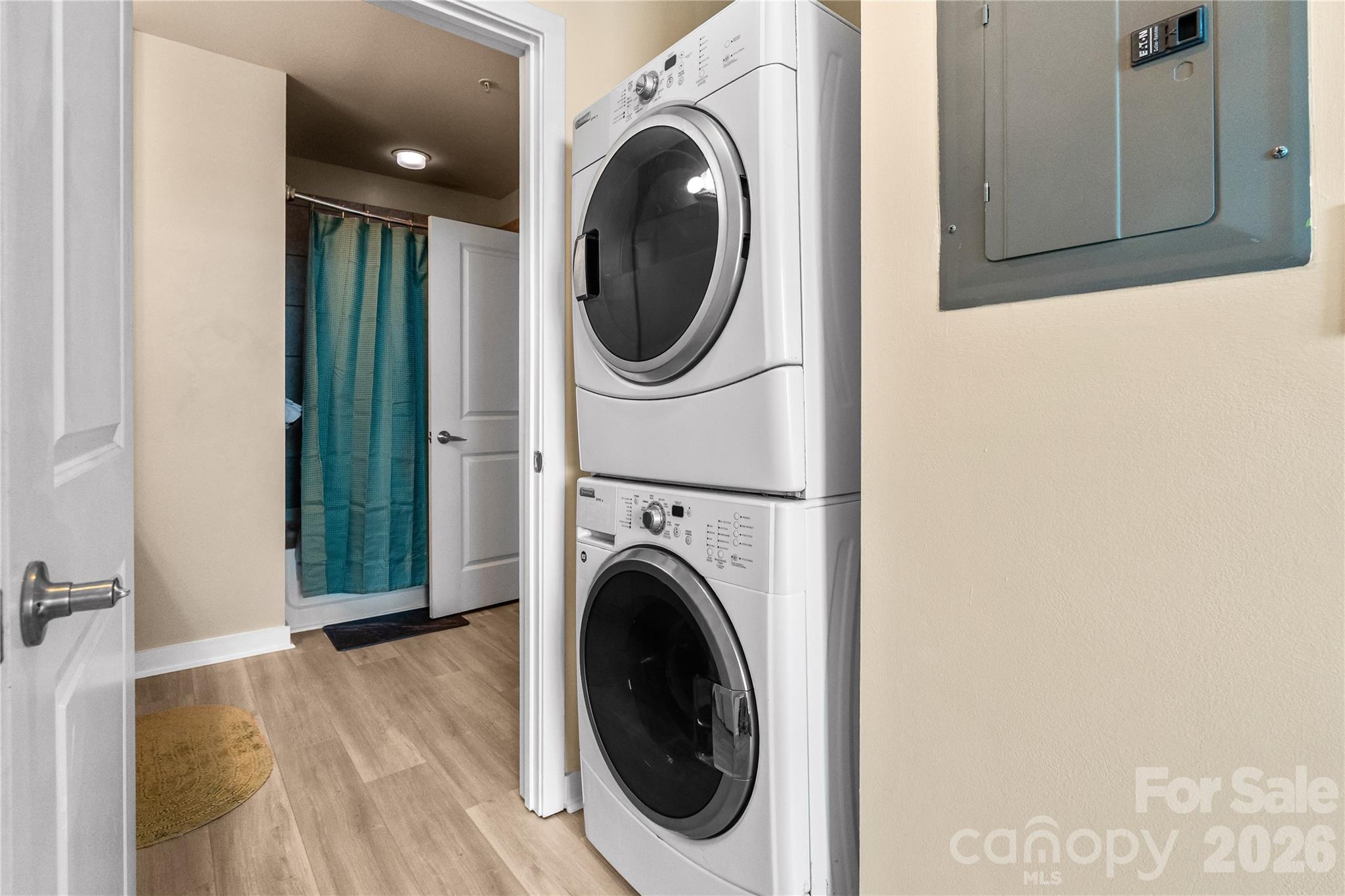 Avenue Condominiums - Residential