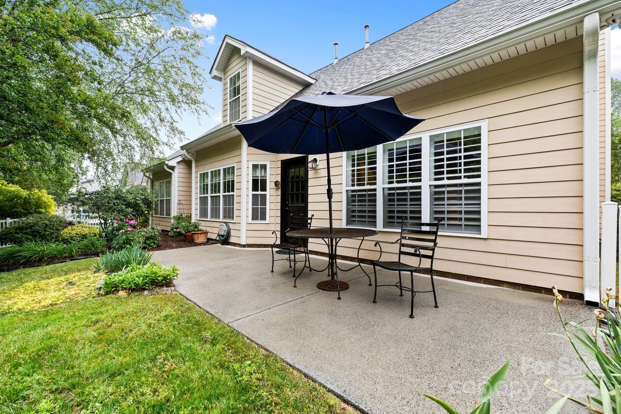 Chestnut Oaks - Residential