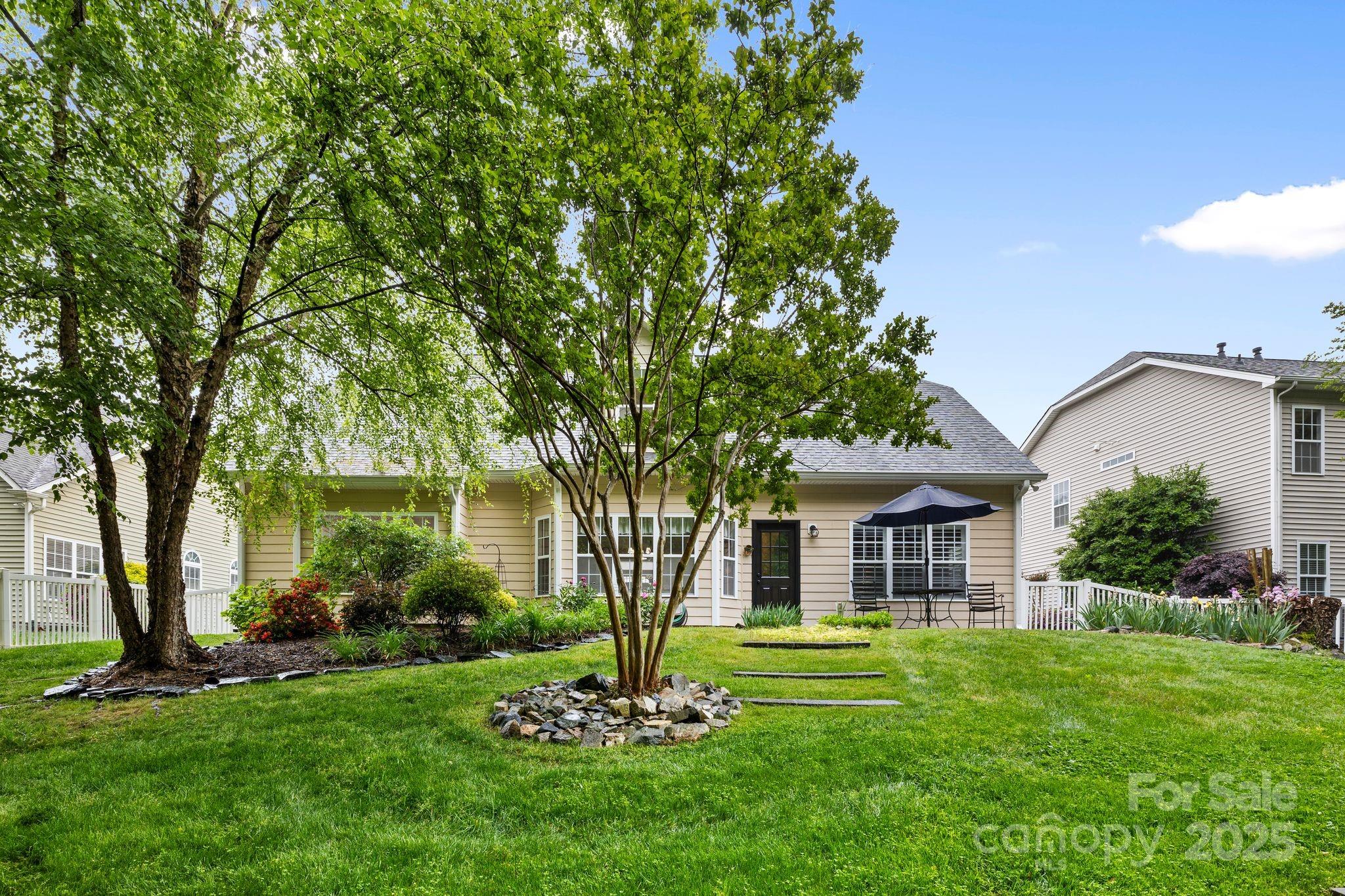 Chestnut Oaks - Residential