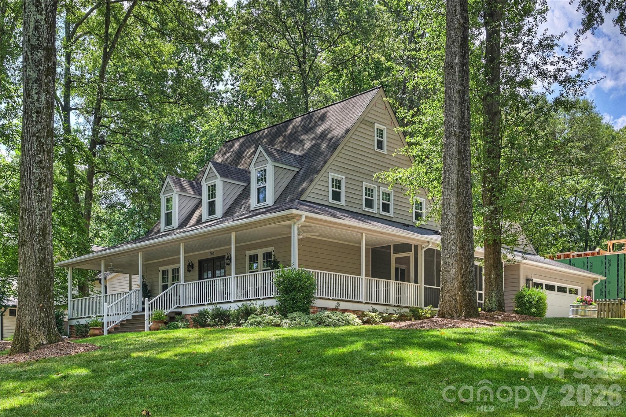 1506 Wandering Way Drive