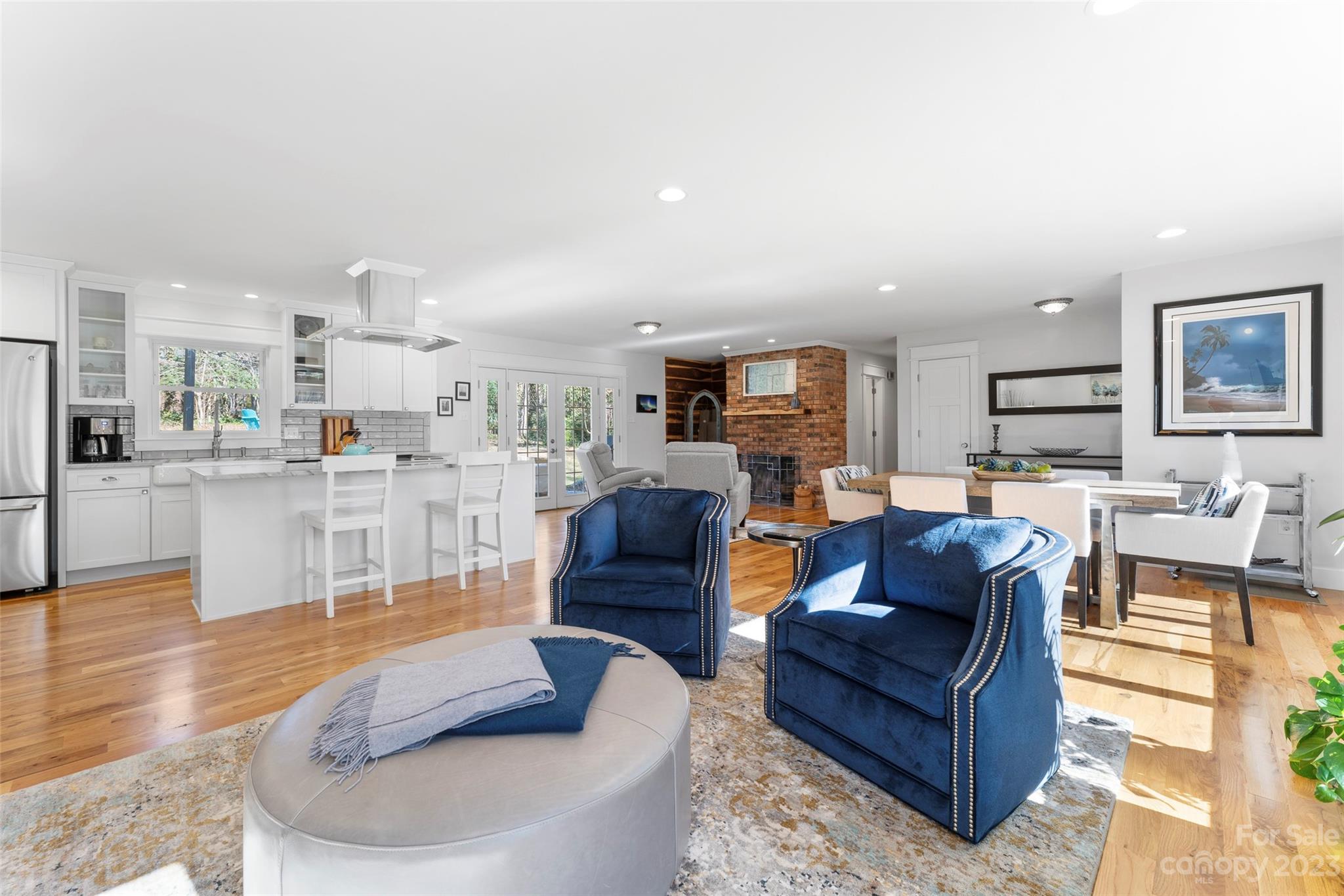 Crestwood - Residential