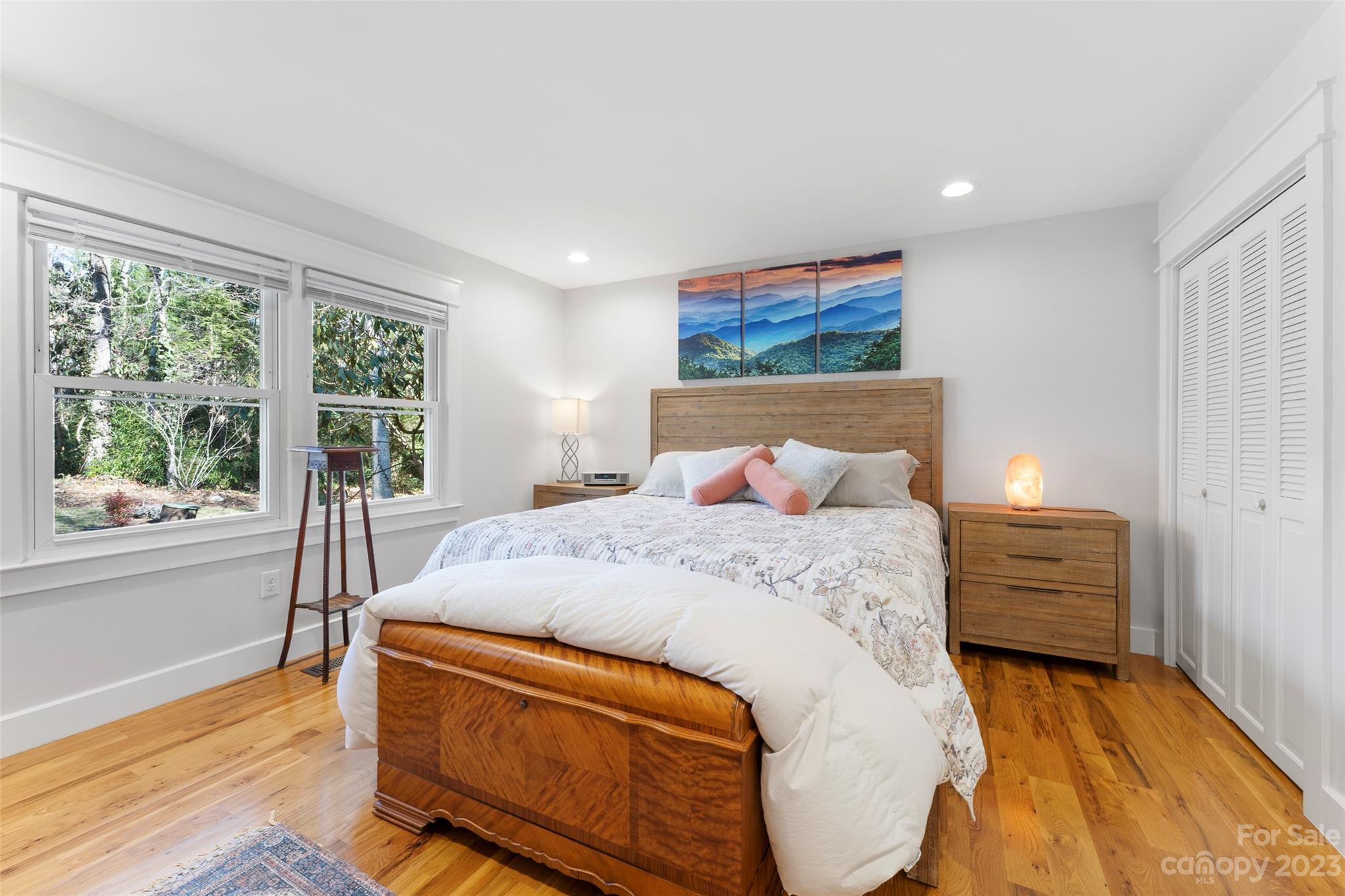 Crestwood - Residential