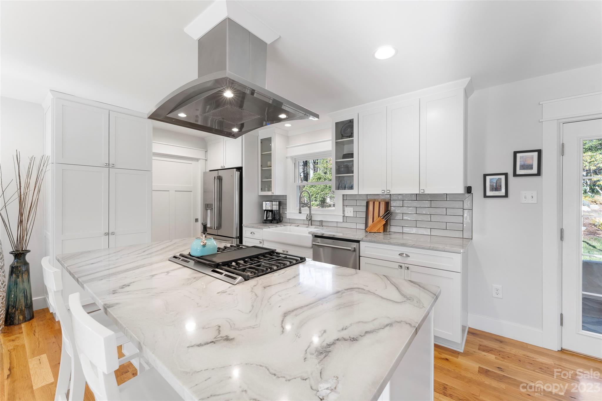 Crestwood - Residential