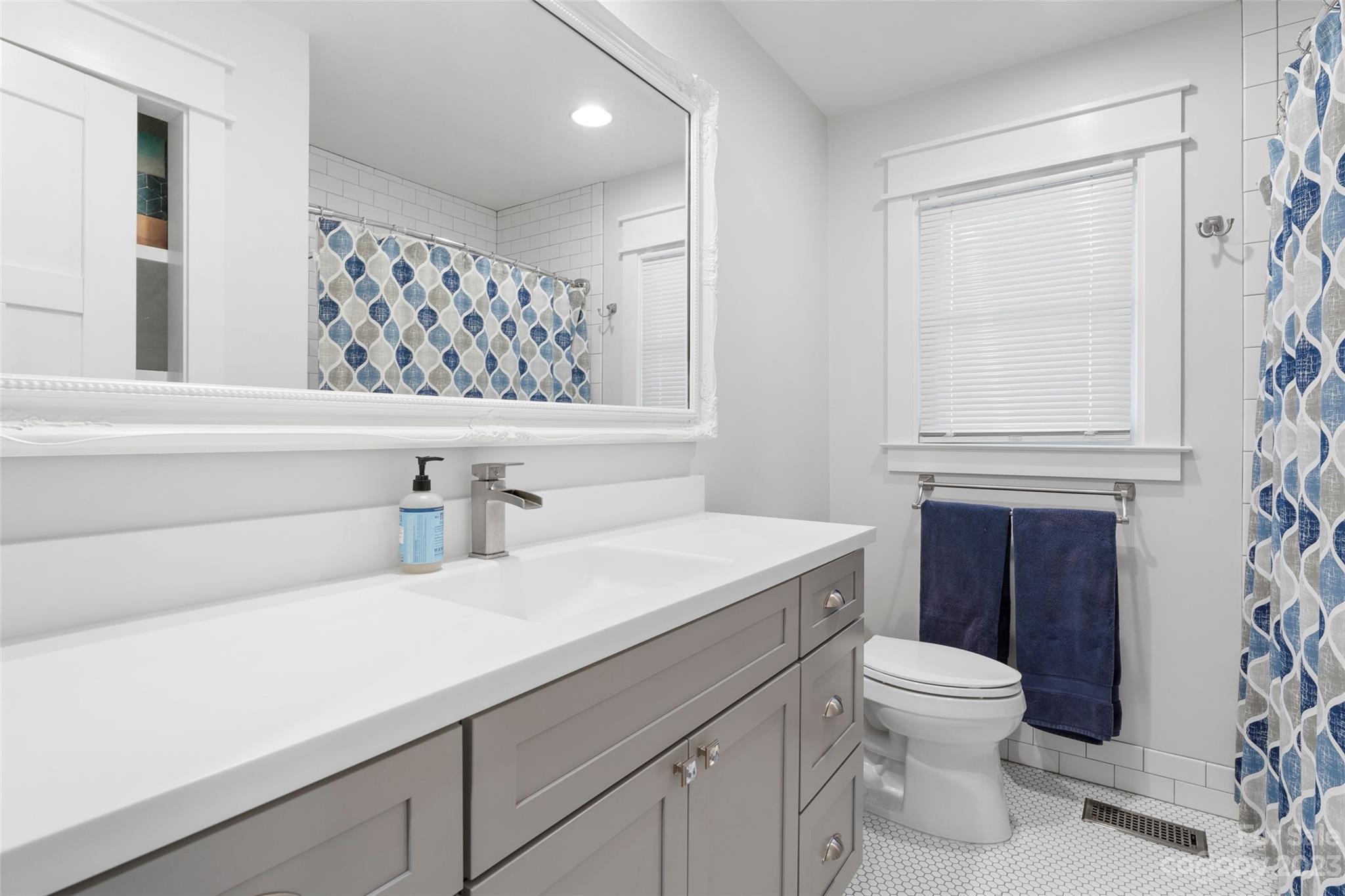 Crestwood - Residential