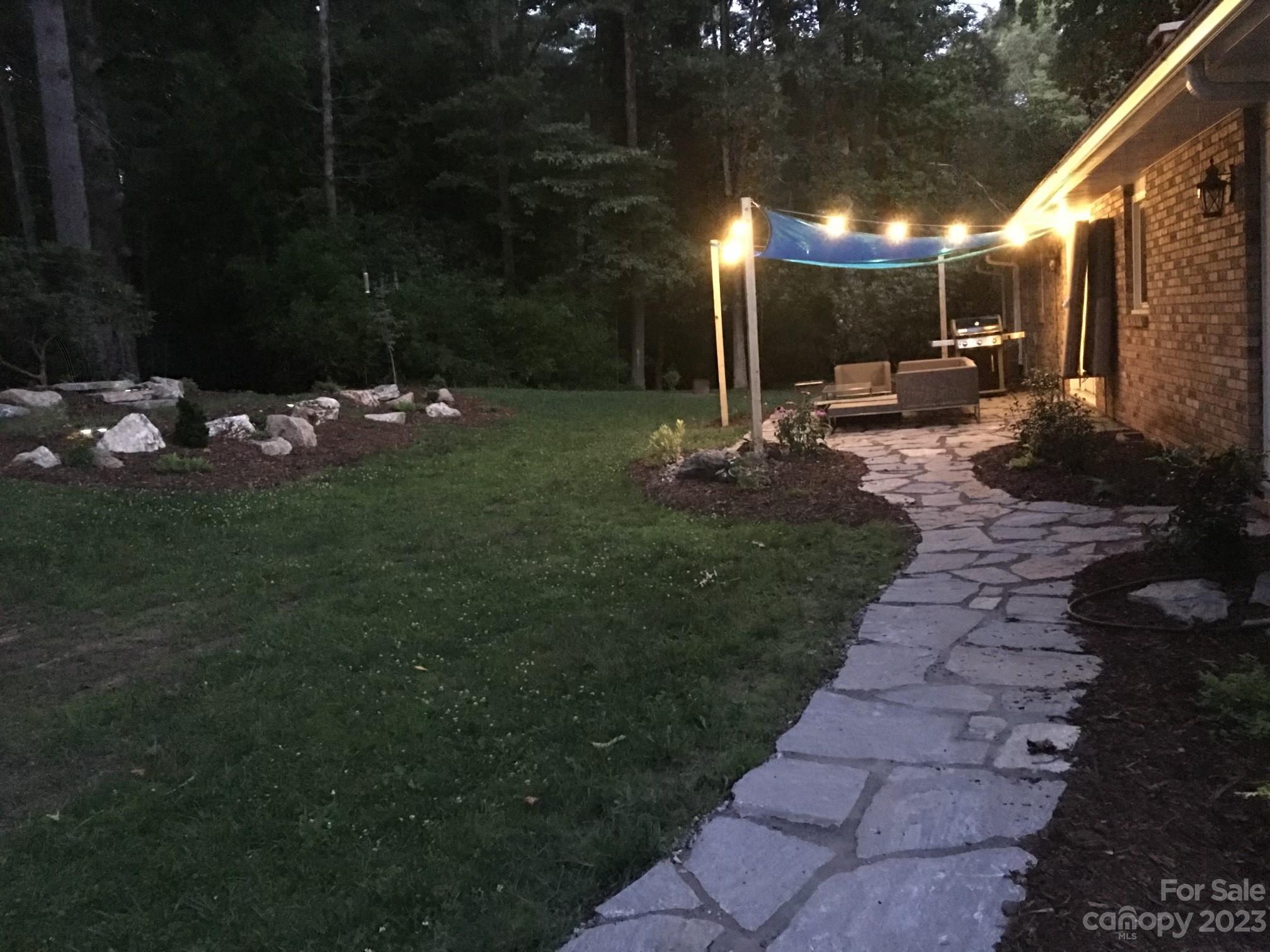 Crestwood - Residential