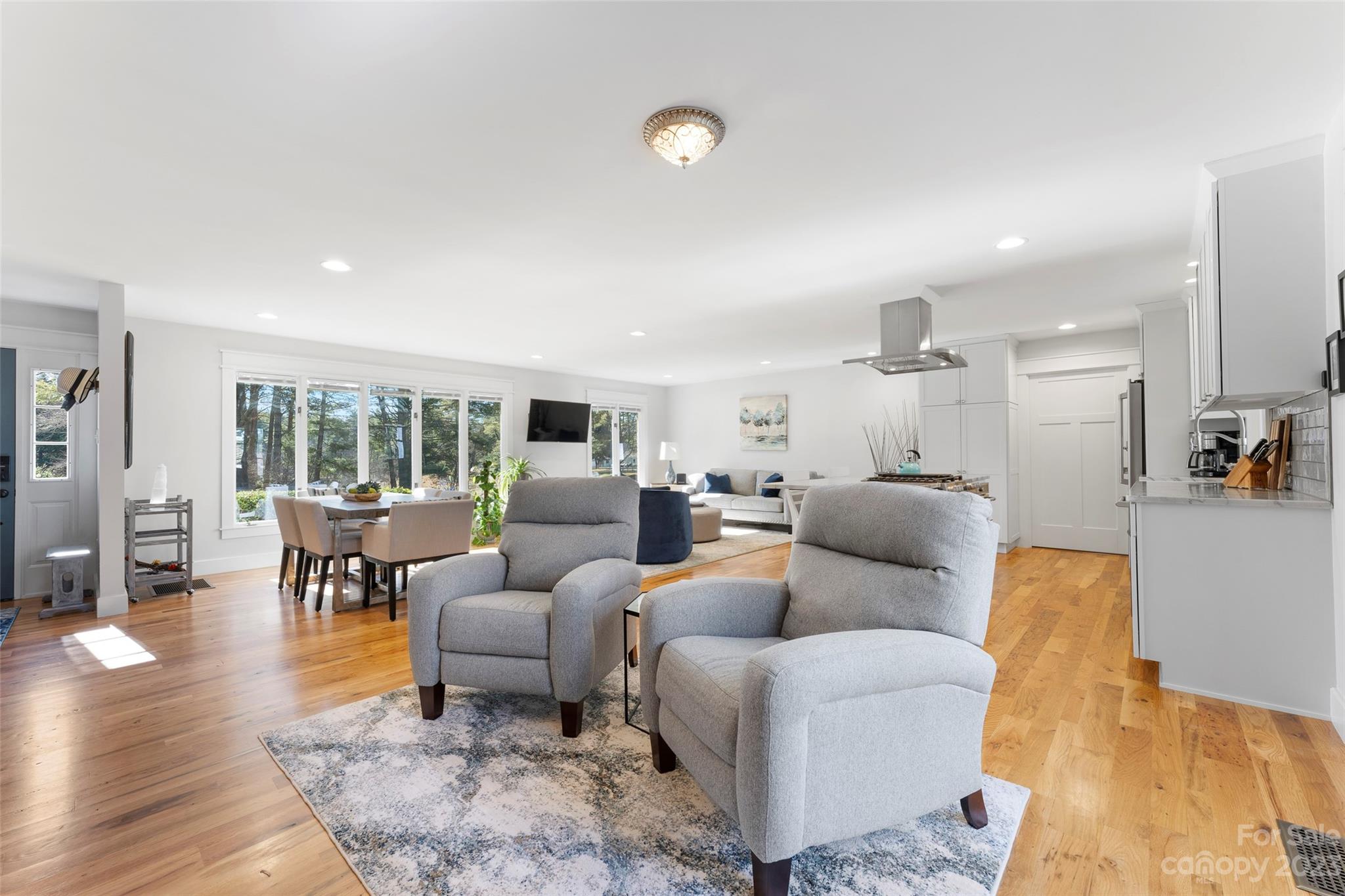 Crestwood - Residential