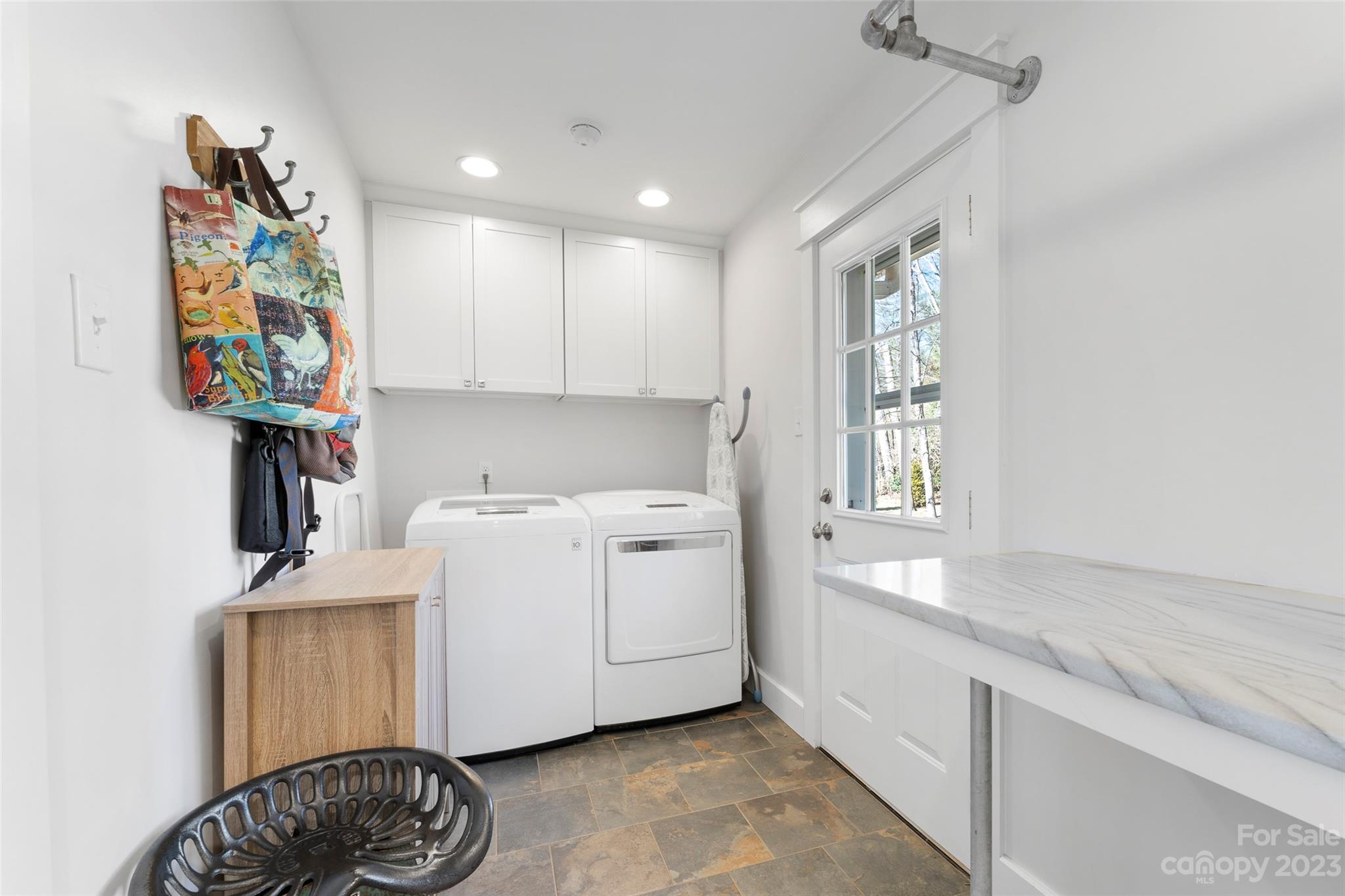 Crestwood - Residential