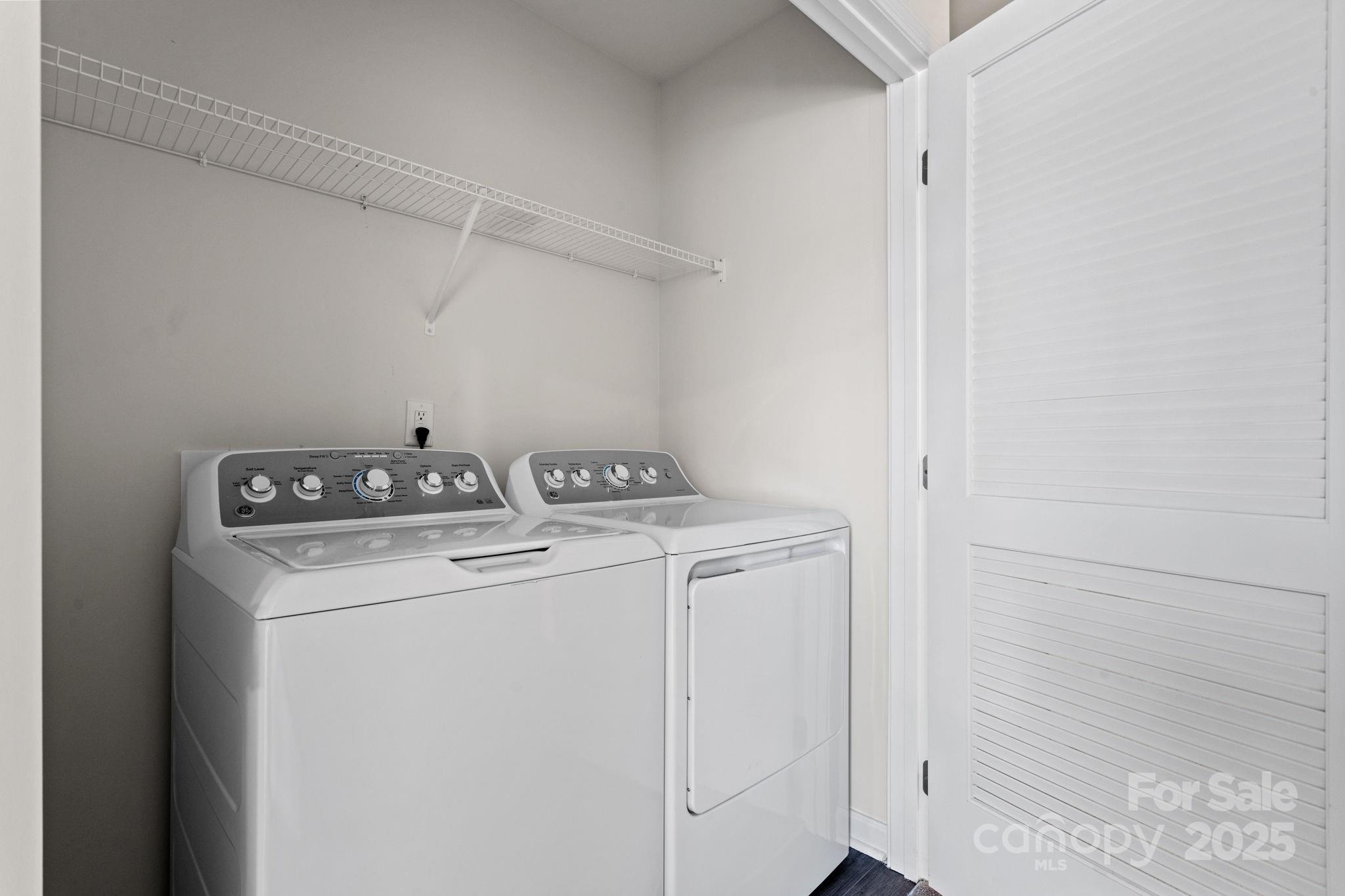 AUGUST BROOK - Residential