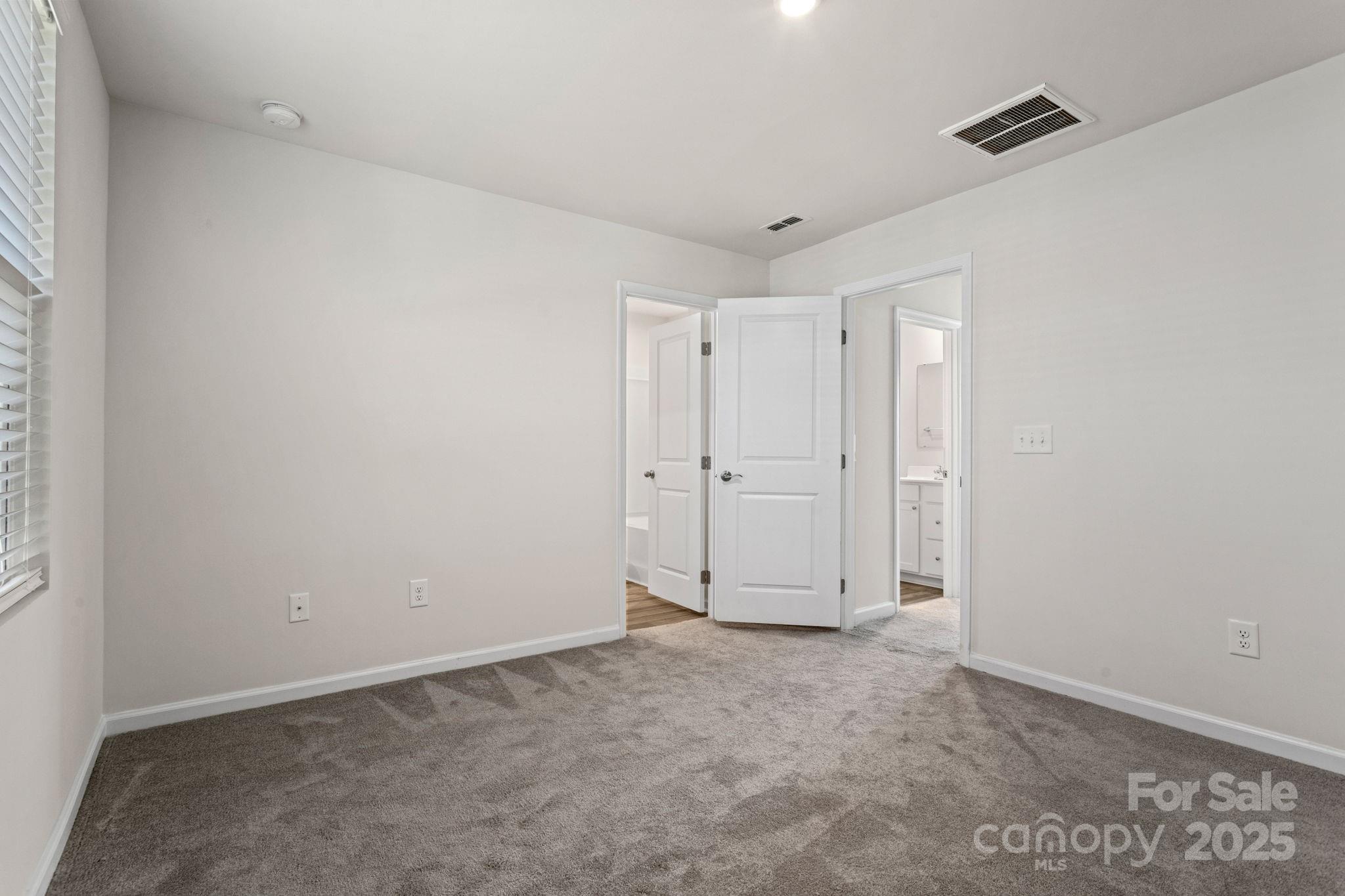 AUGUST BROOK - Residential