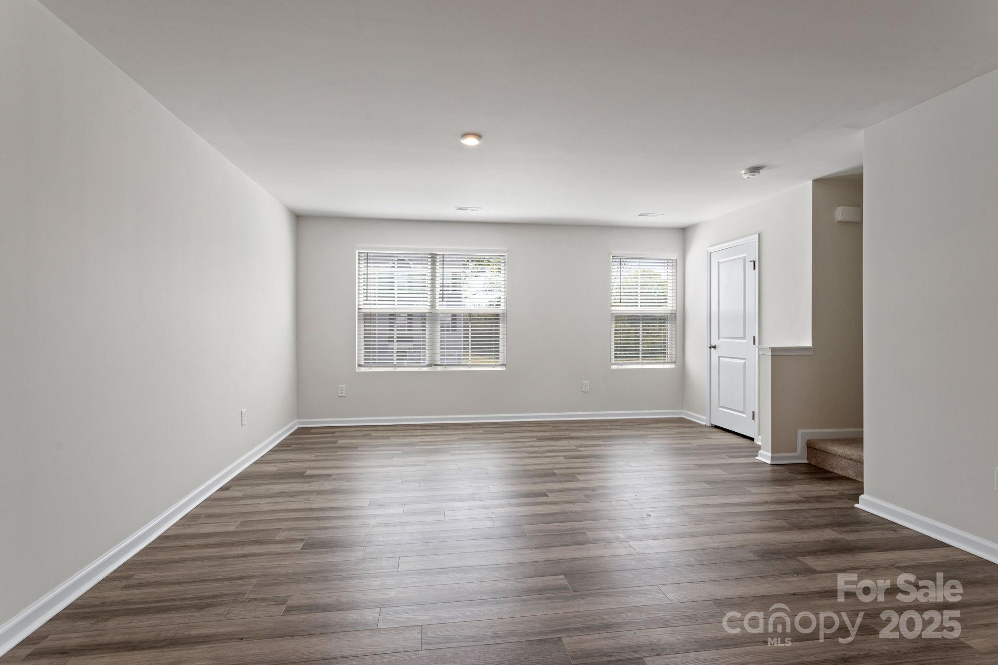 AUGUST BROOK - Residential