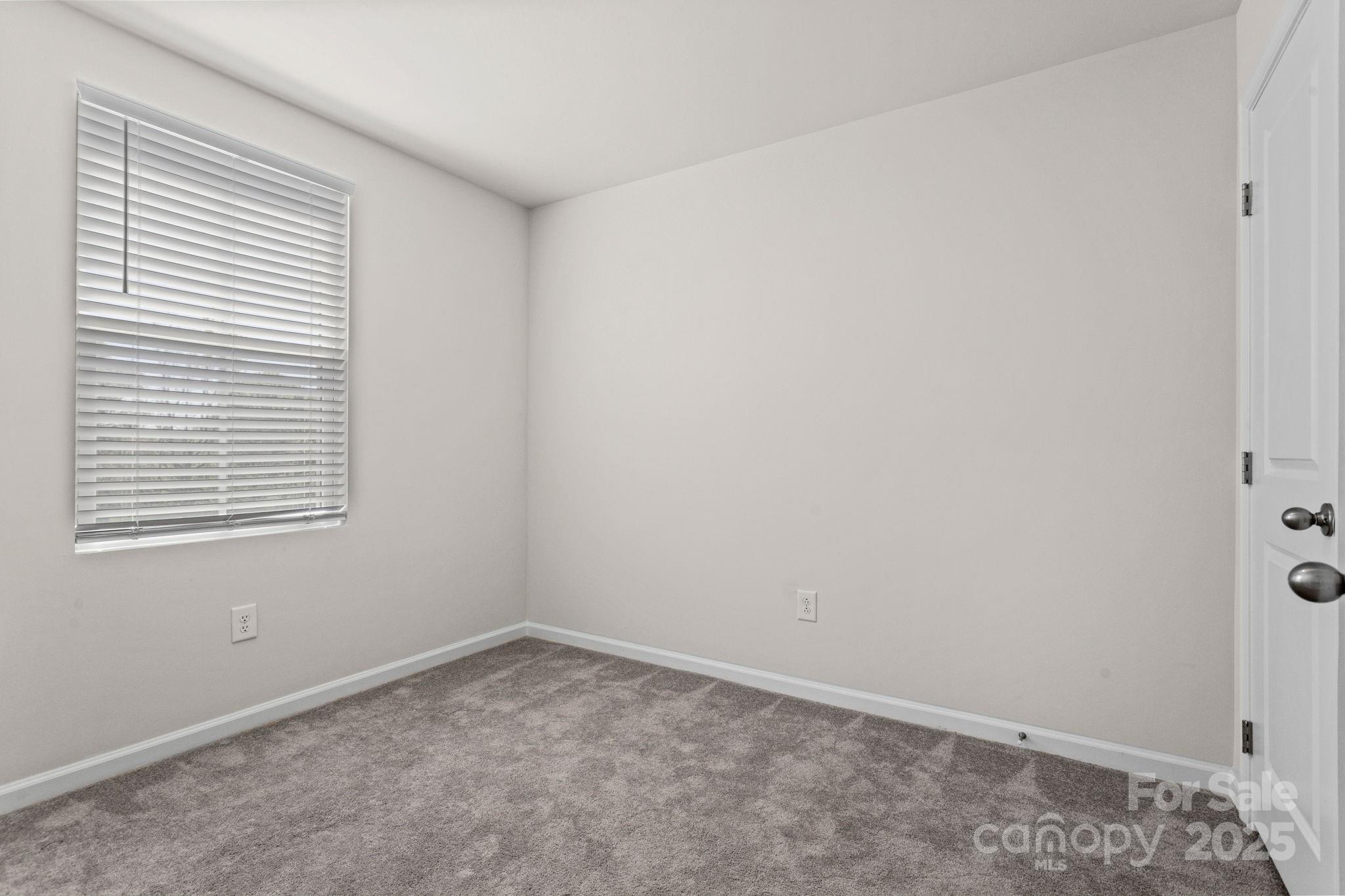 AUGUST BROOK - Residential