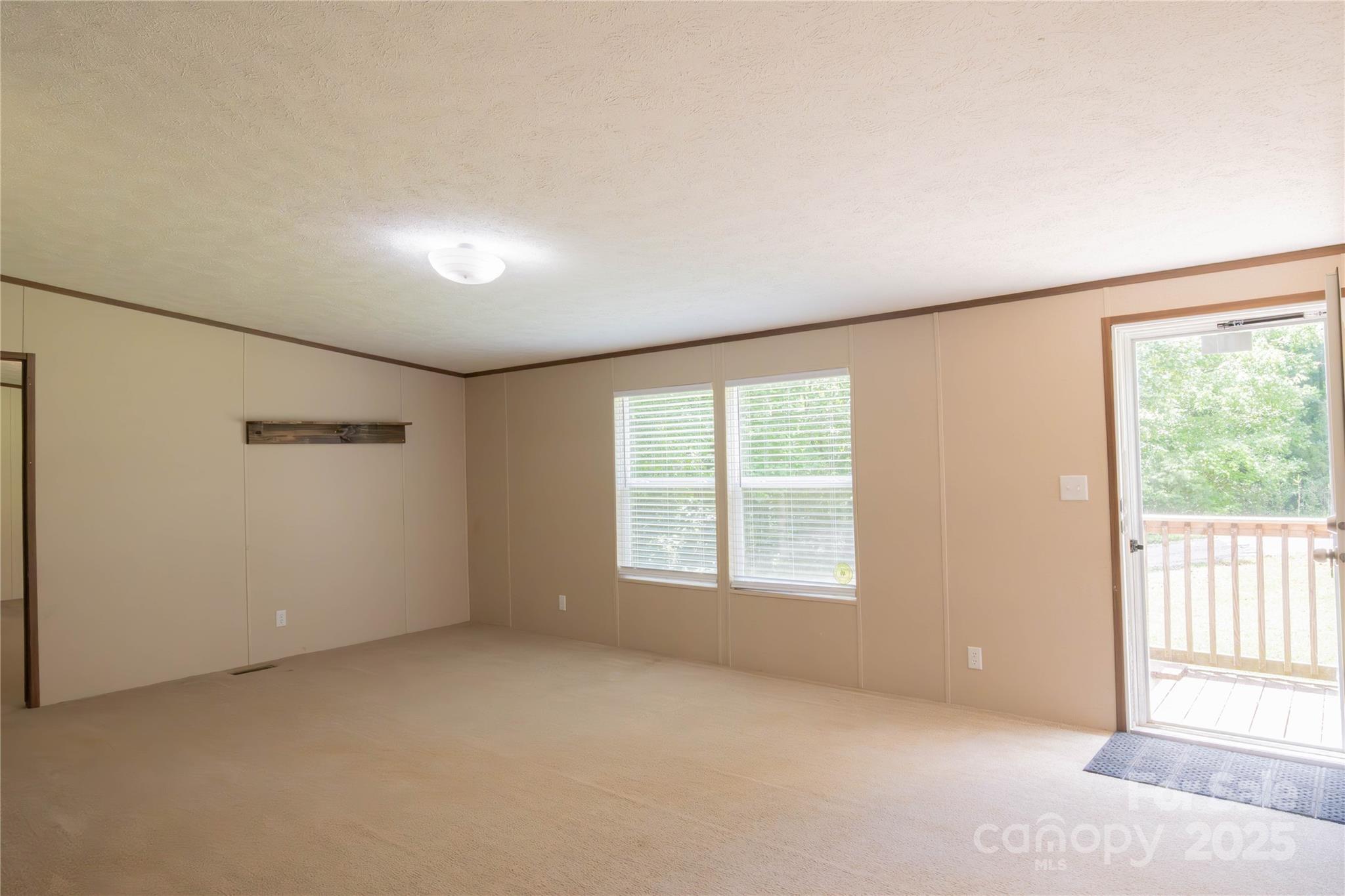 812 Acclaim Drive