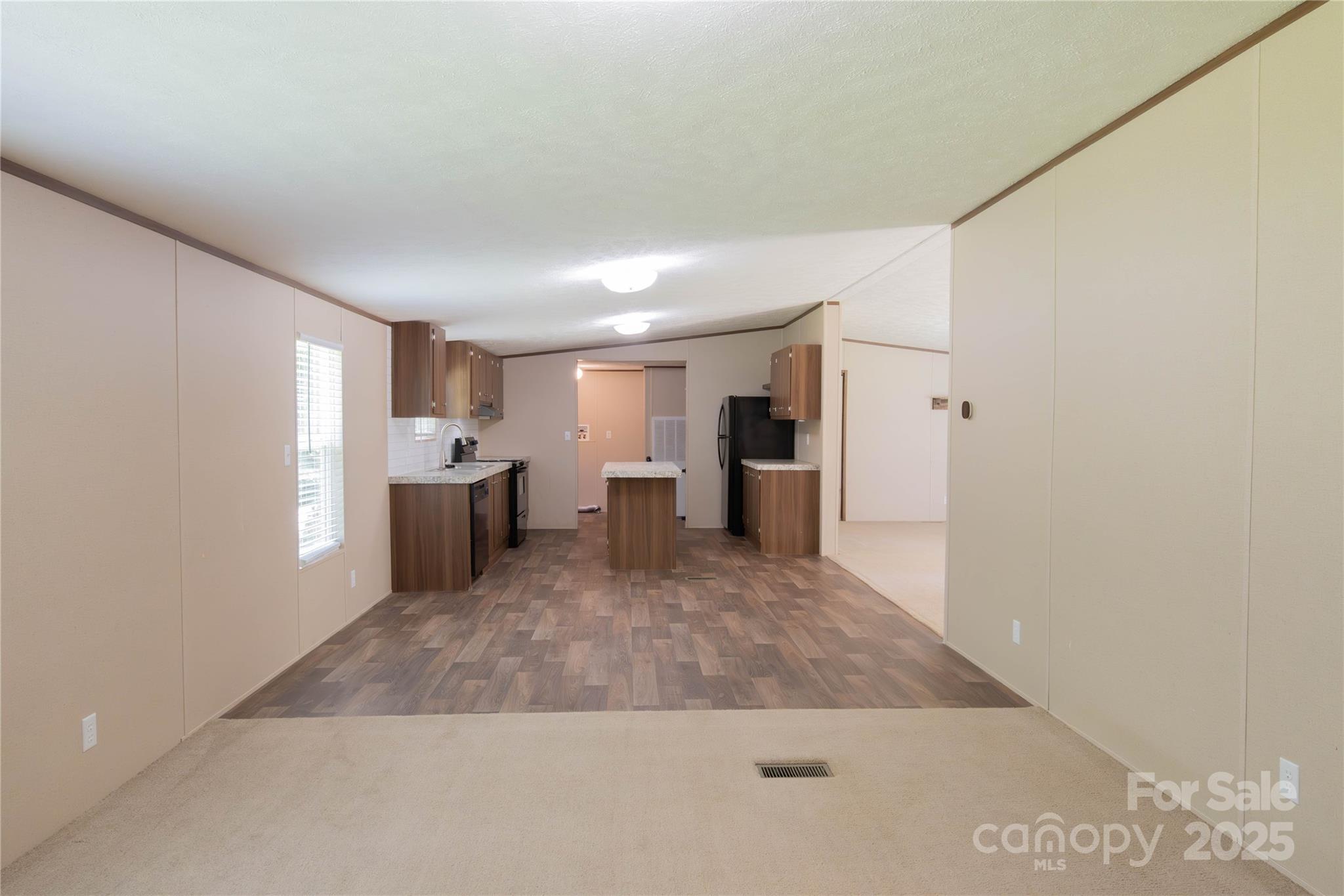 812 Acclaim Drive