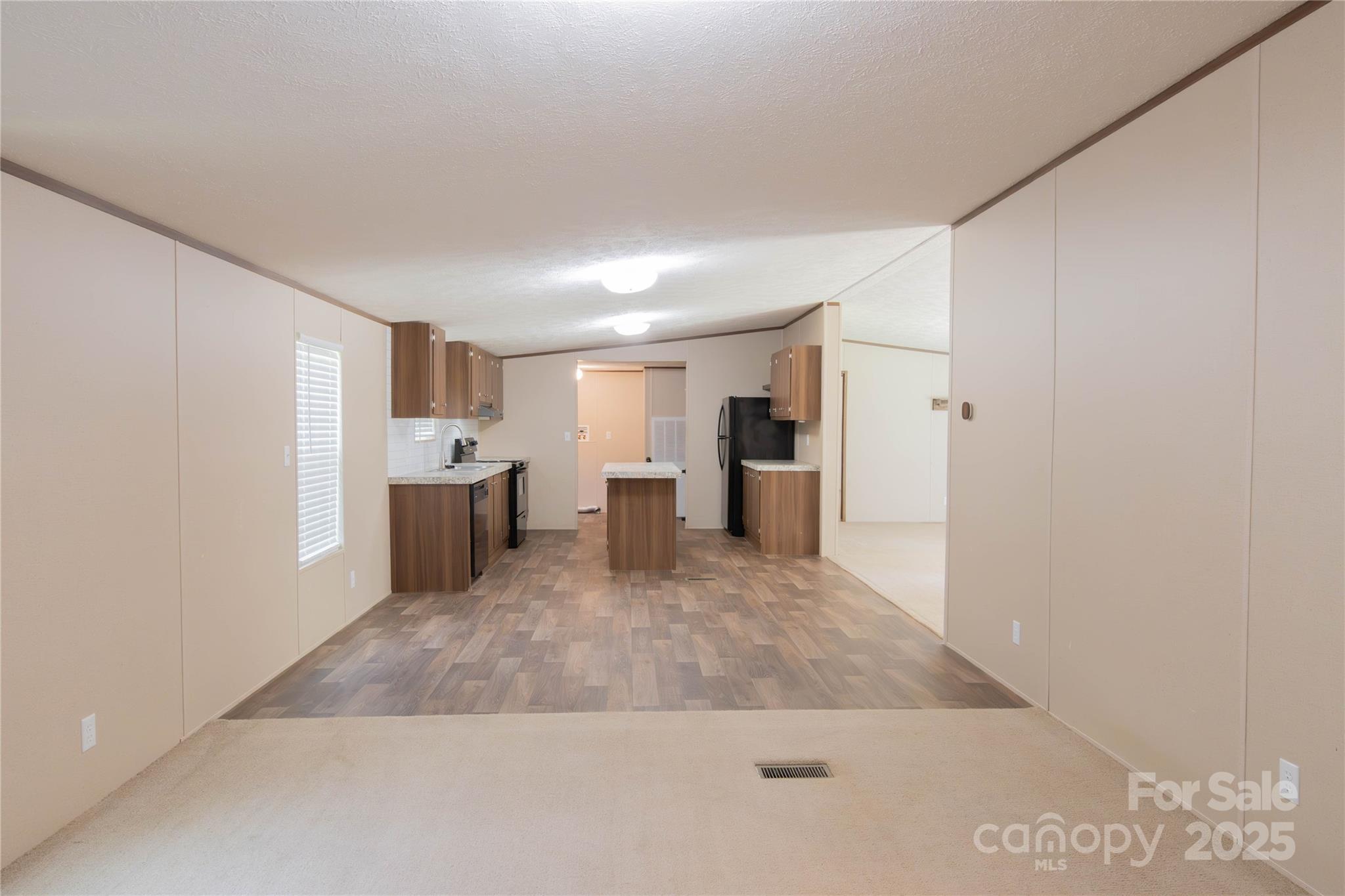 812 Acclaim Drive