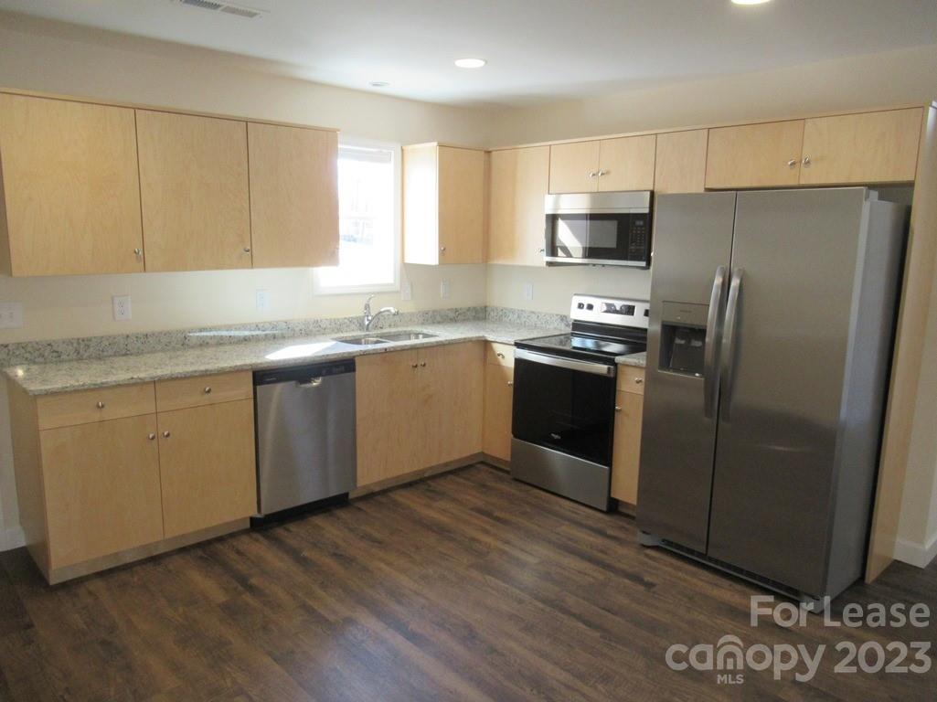 Tranquil Oaks - Residential Lease