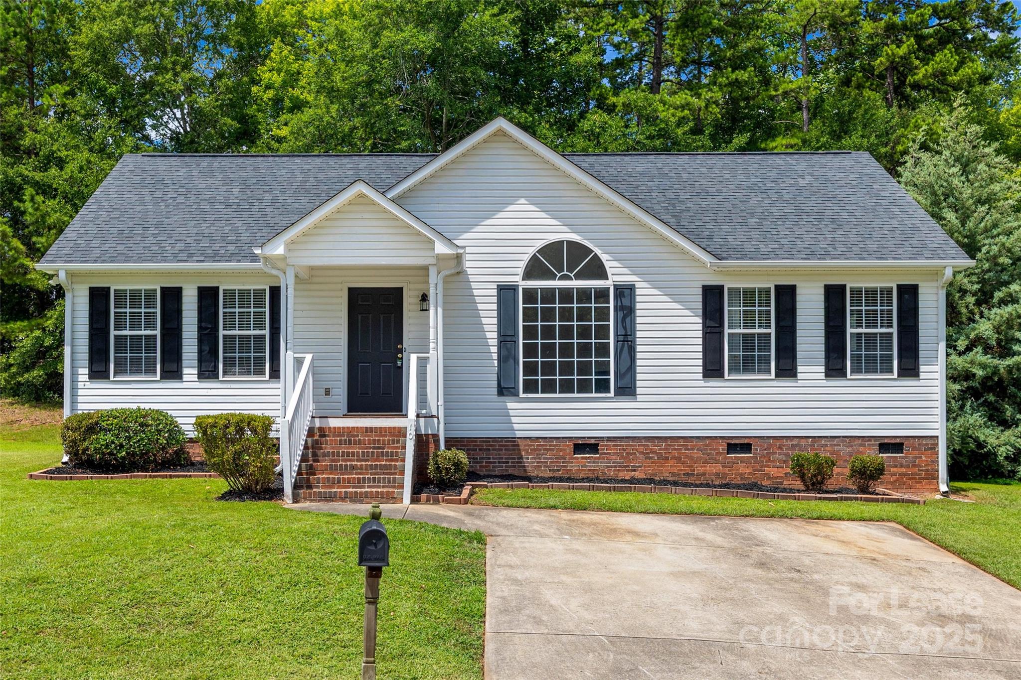 Avery Lake - Residential Lease