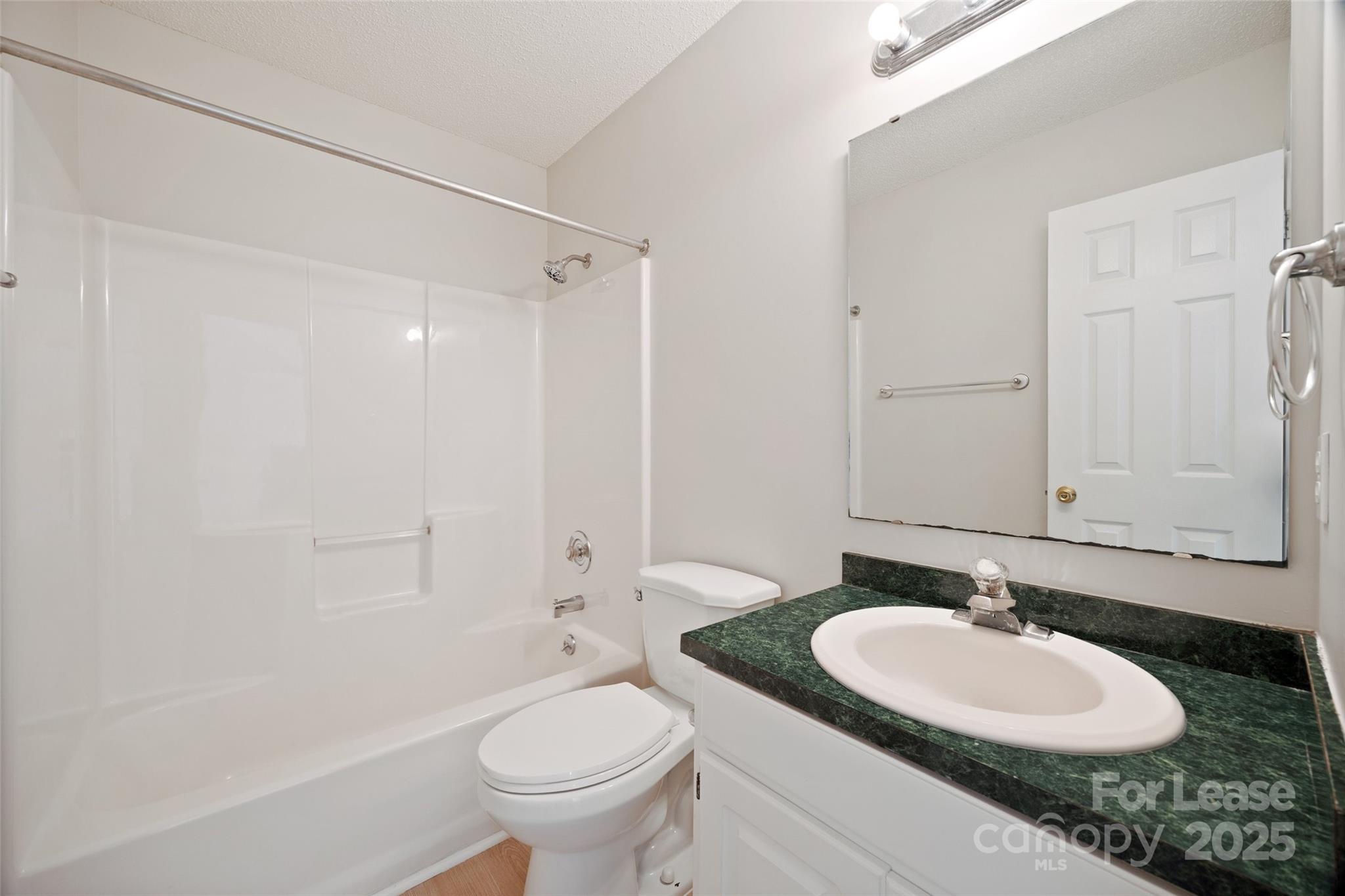 Avery Lake - Residential Lease