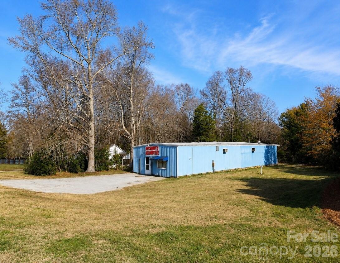 3386 Hands Mill Highway
