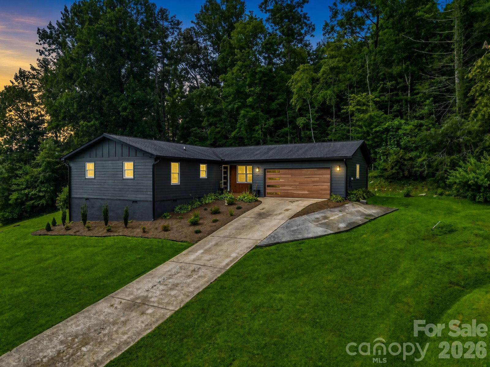 89 Hillview Circle