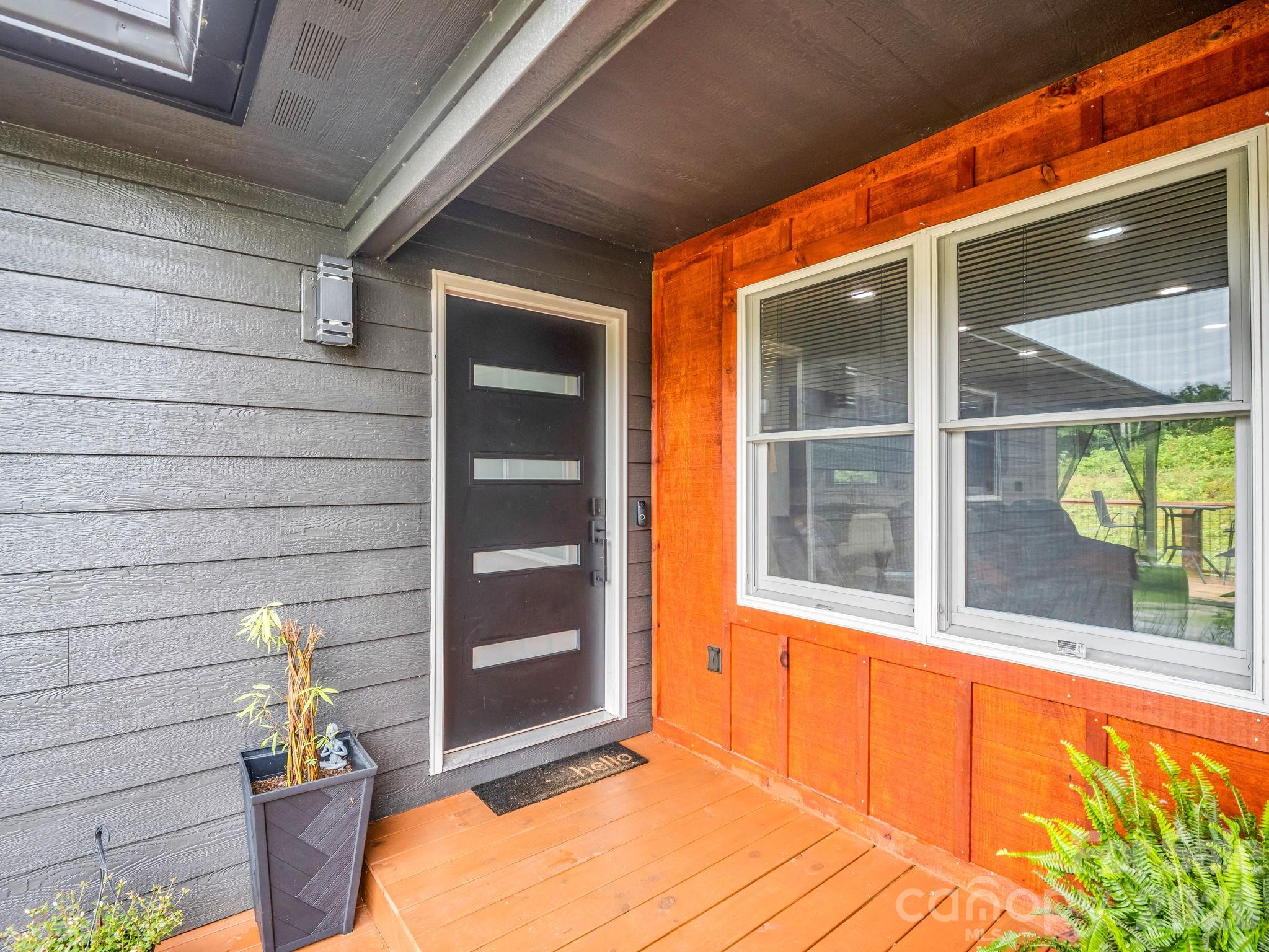 89 Hillview Circle