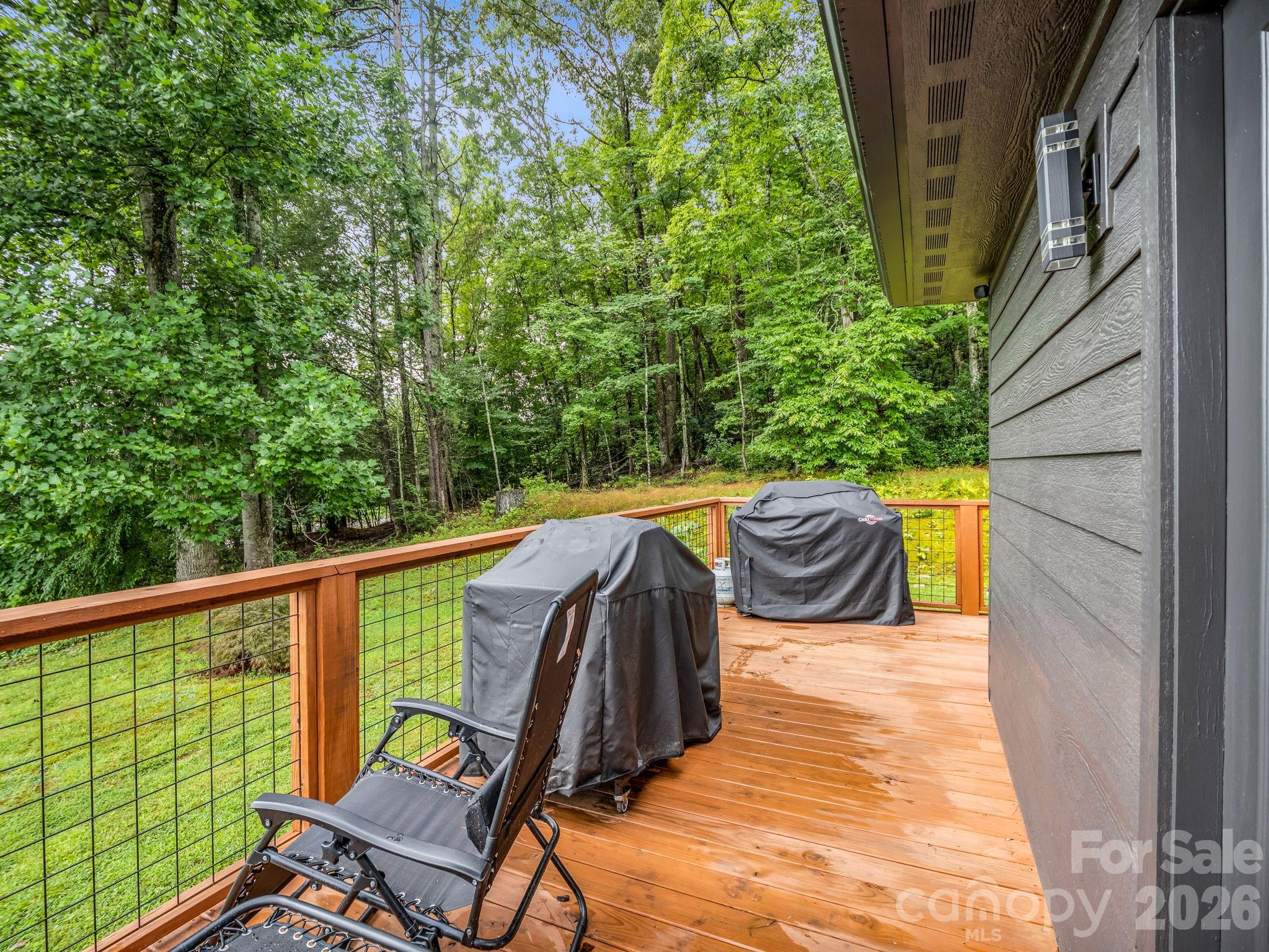 89 Hillview Circle