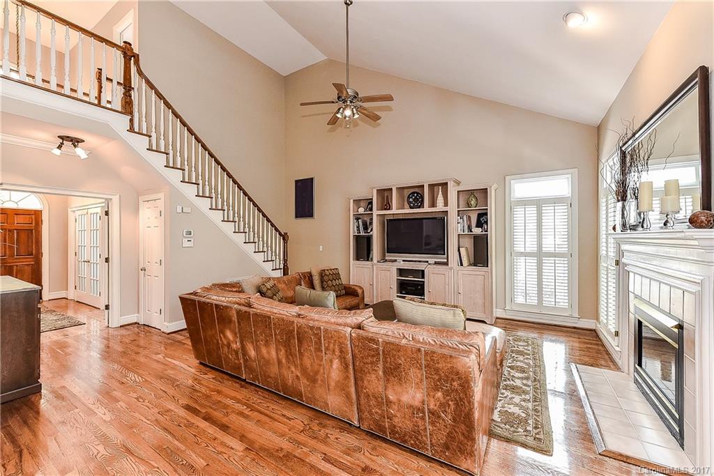 Beverly Crest - Residential