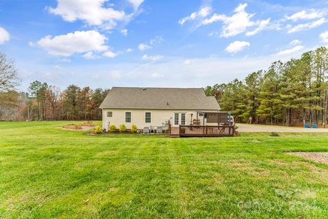 A home in Hickory