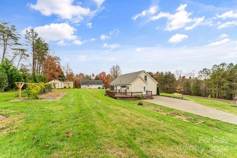 A home in Hickory