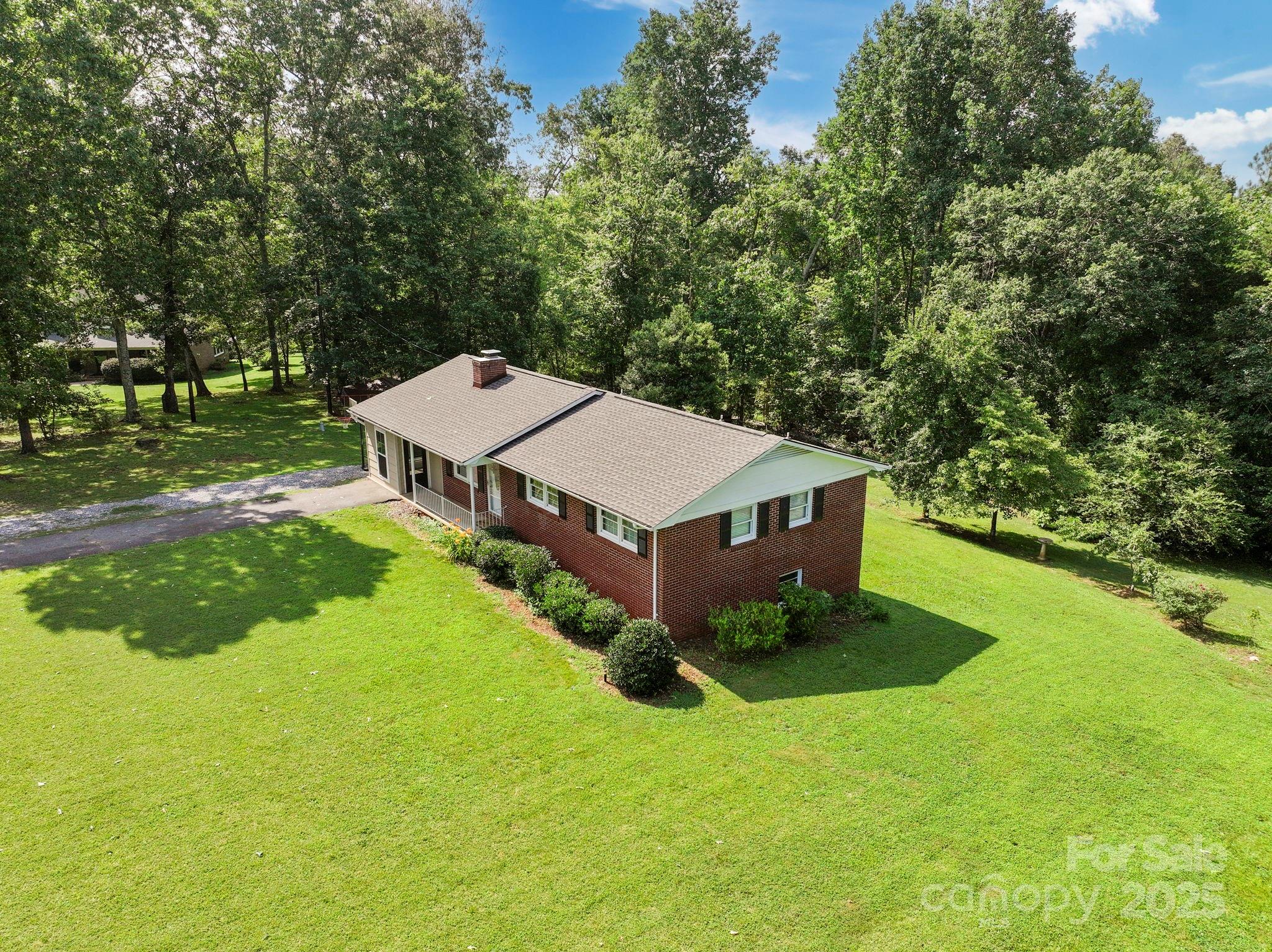 156 Eskimo Drive