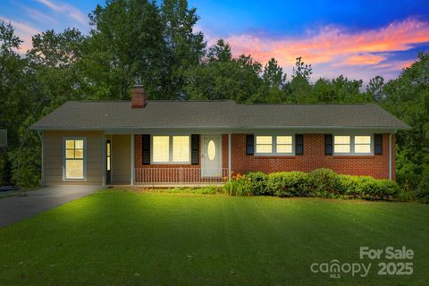 156 Eskimo Drive Bostic NC 28018