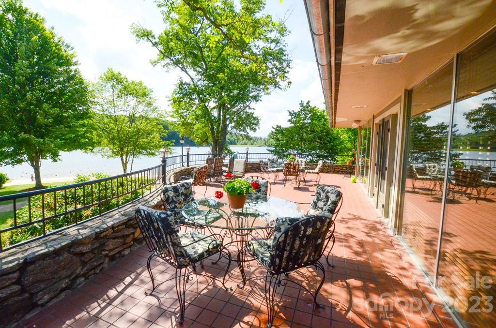 Biltmore Lake - Residential