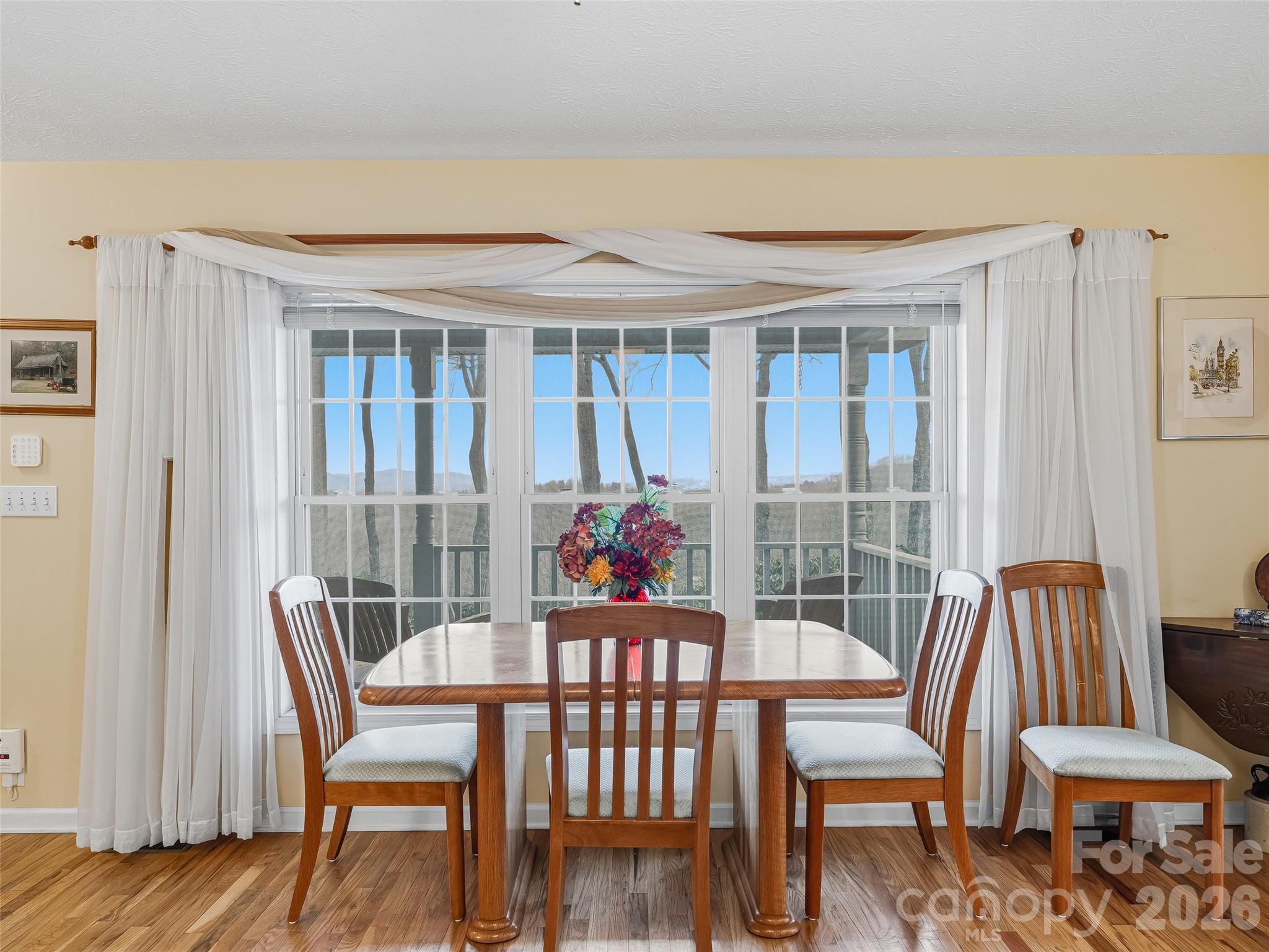 Emerald Hills - Residential