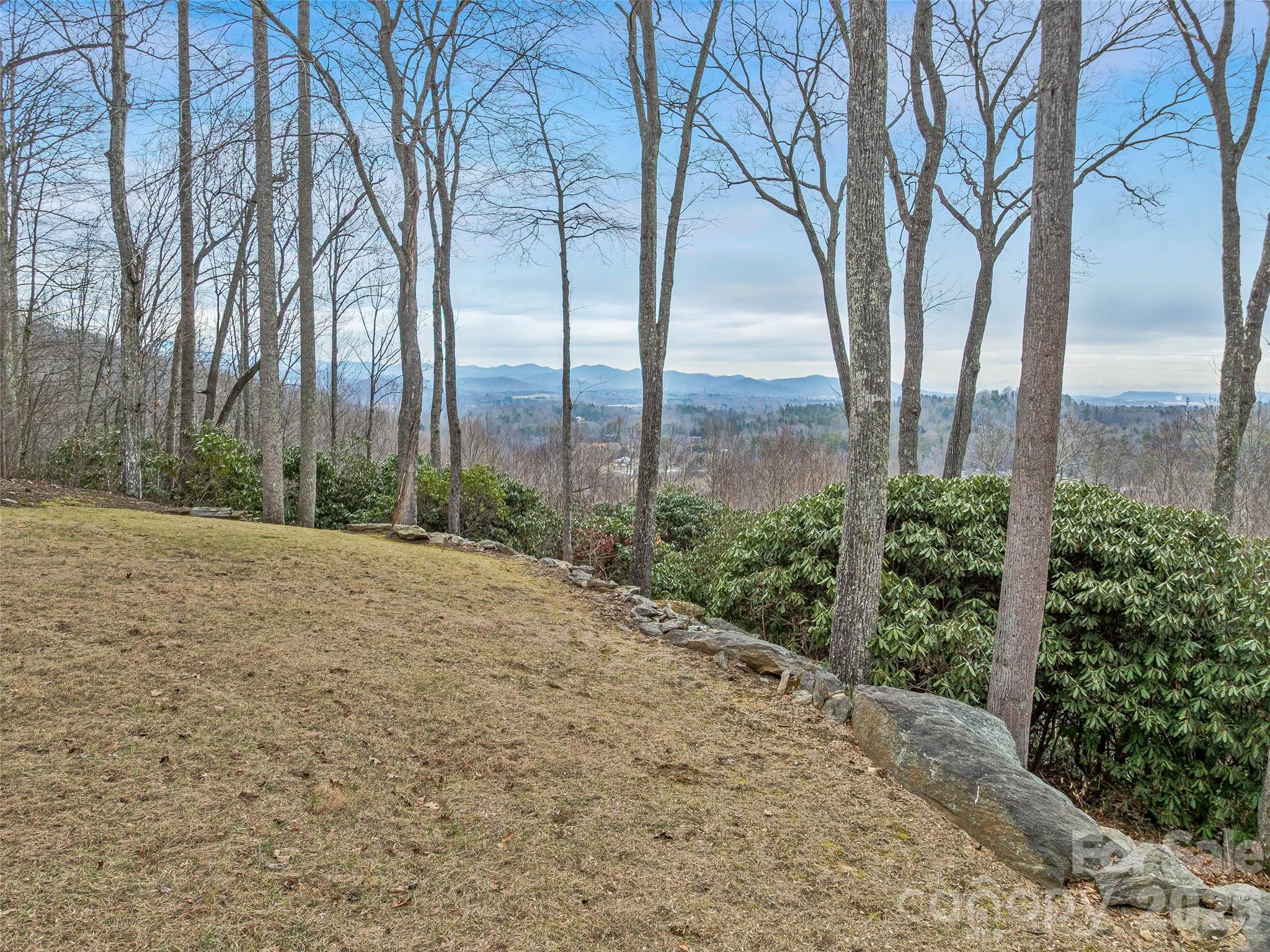 Emerald Hills - Residential