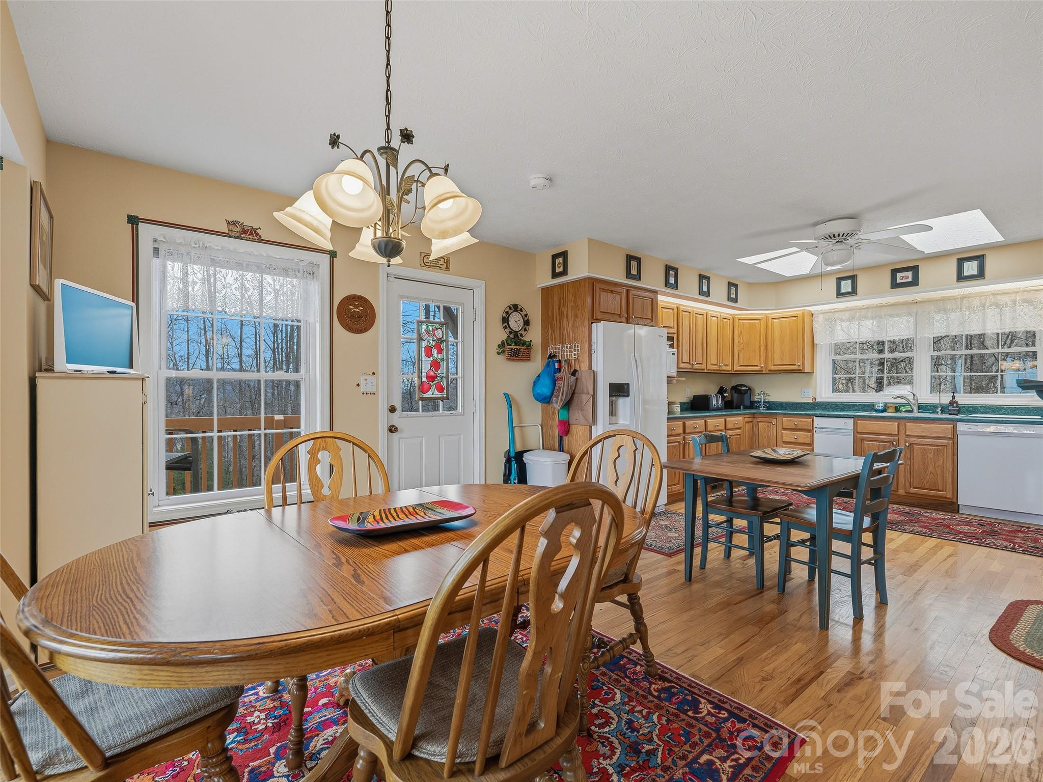 Emerald Hills - Residential