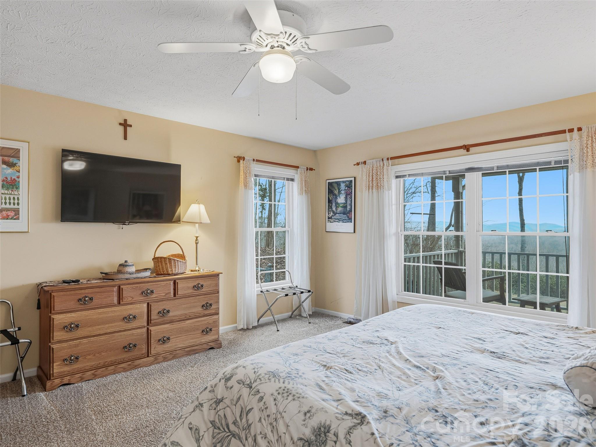 Emerald Hills - Residential