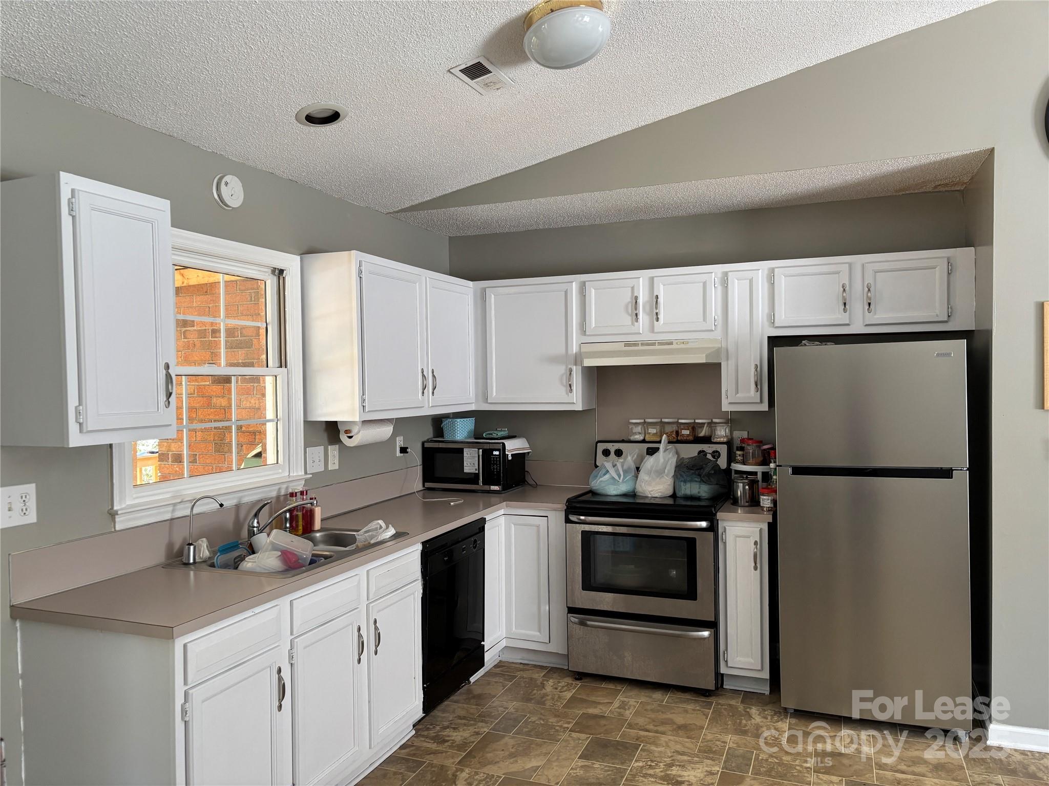 Mcalpine Woods - Residential Lease