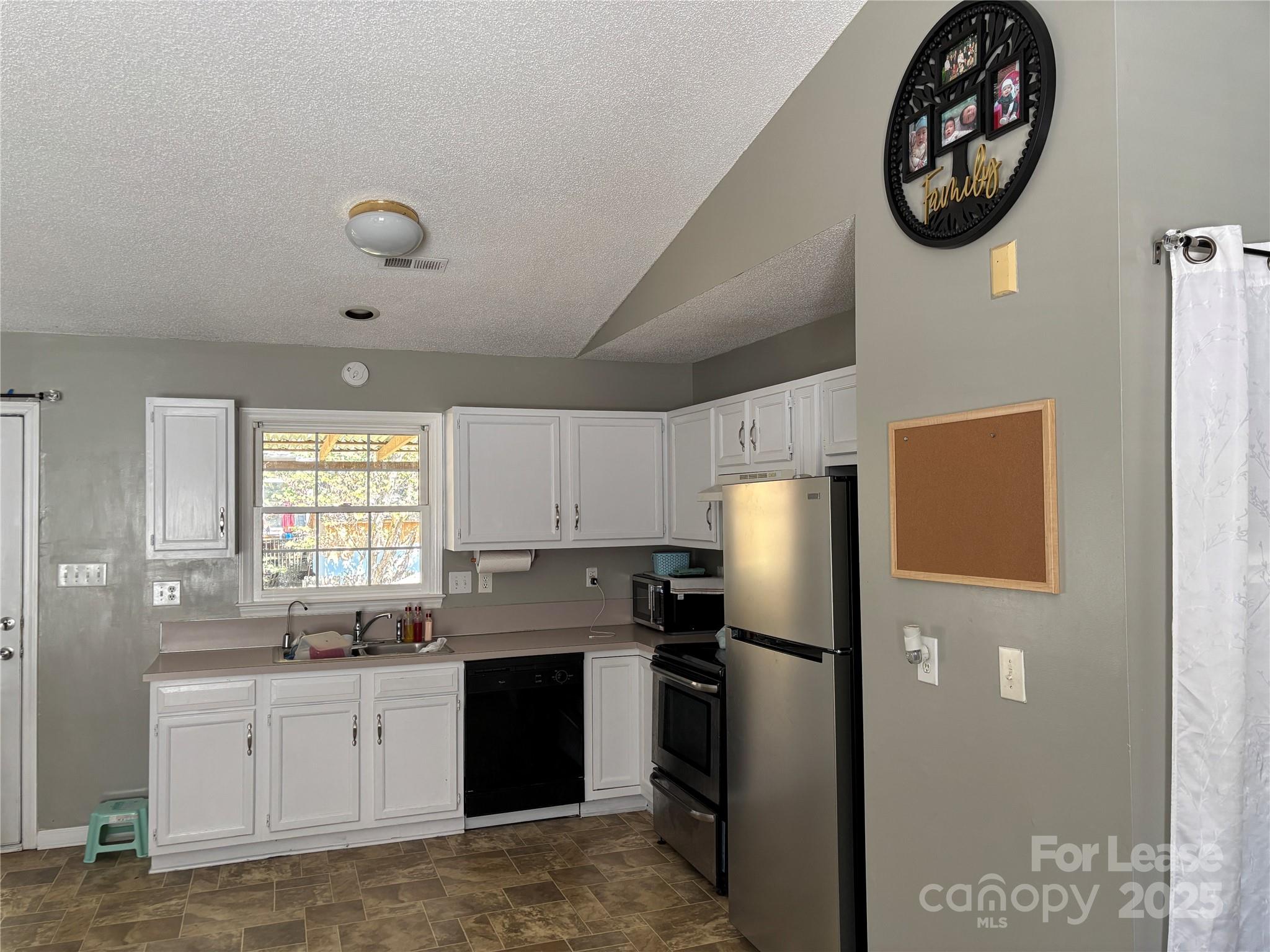 Mcalpine Woods - Residential Lease