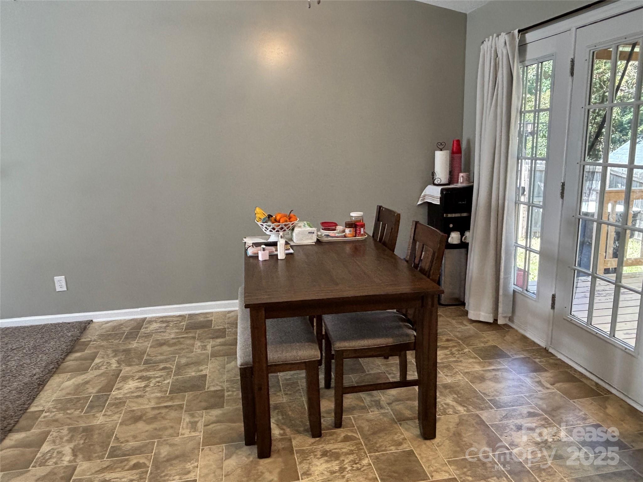 Mcalpine Woods - Residential Lease