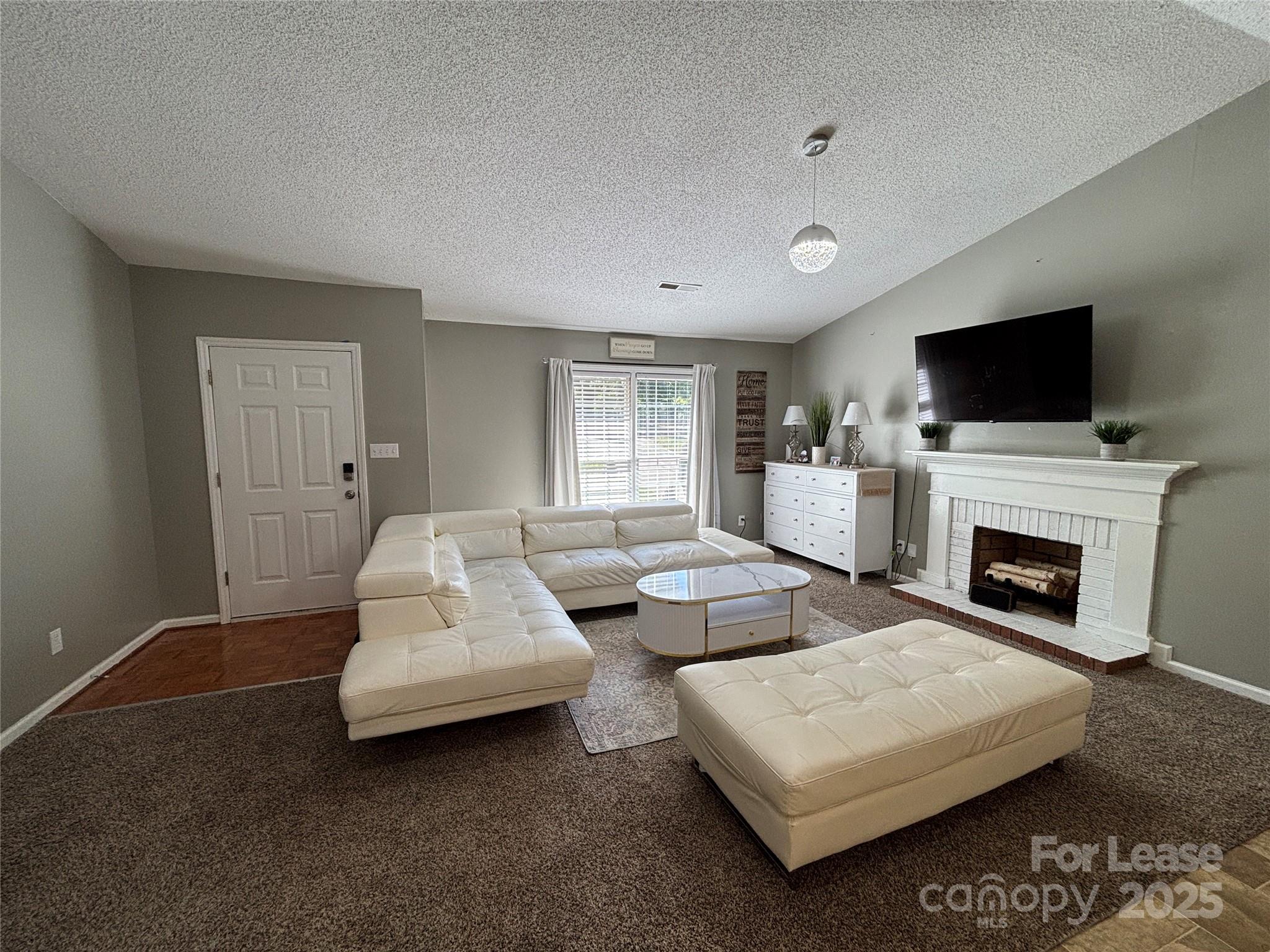 Mcalpine Woods - Residential Lease