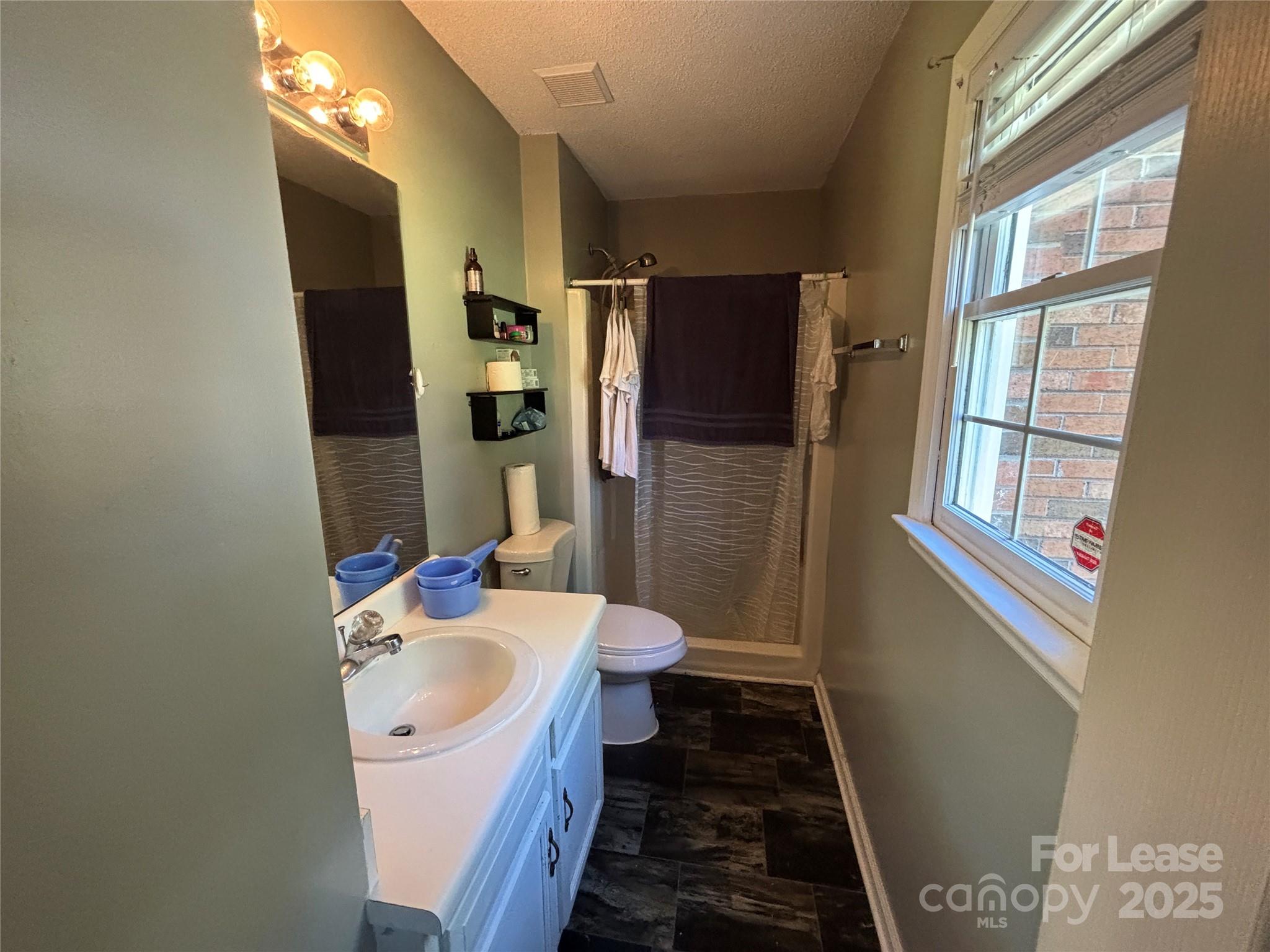 Mcalpine Woods - Residential Lease