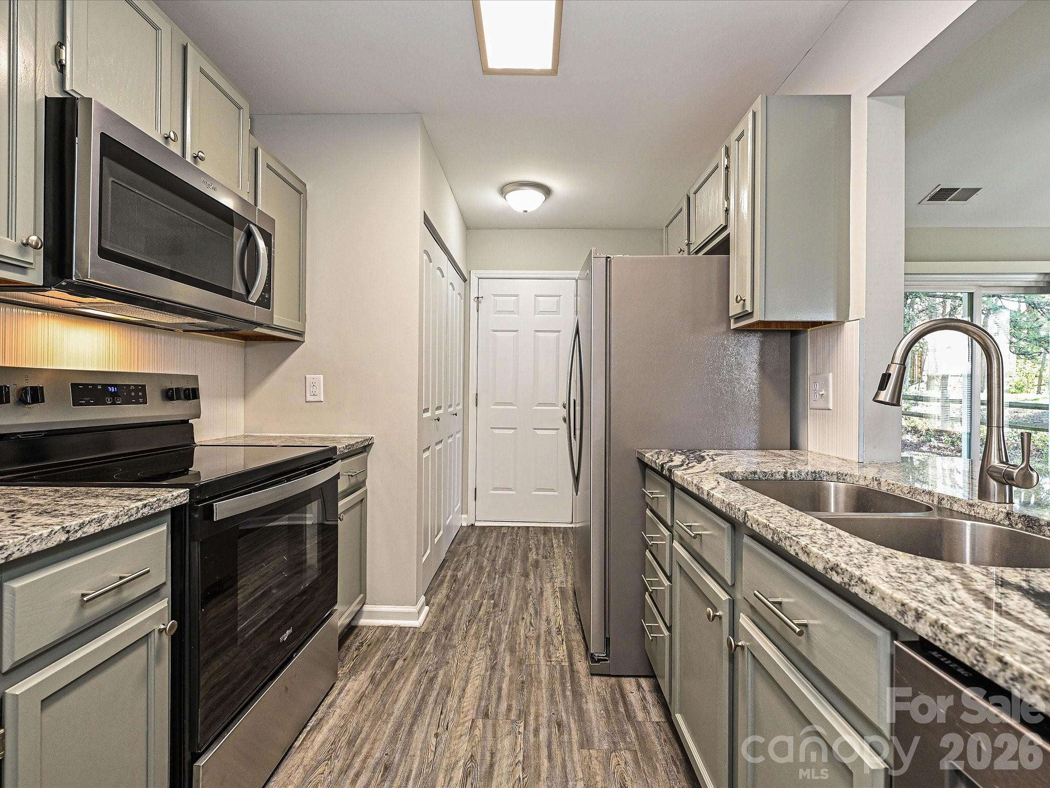 Eagle Nest - Residential